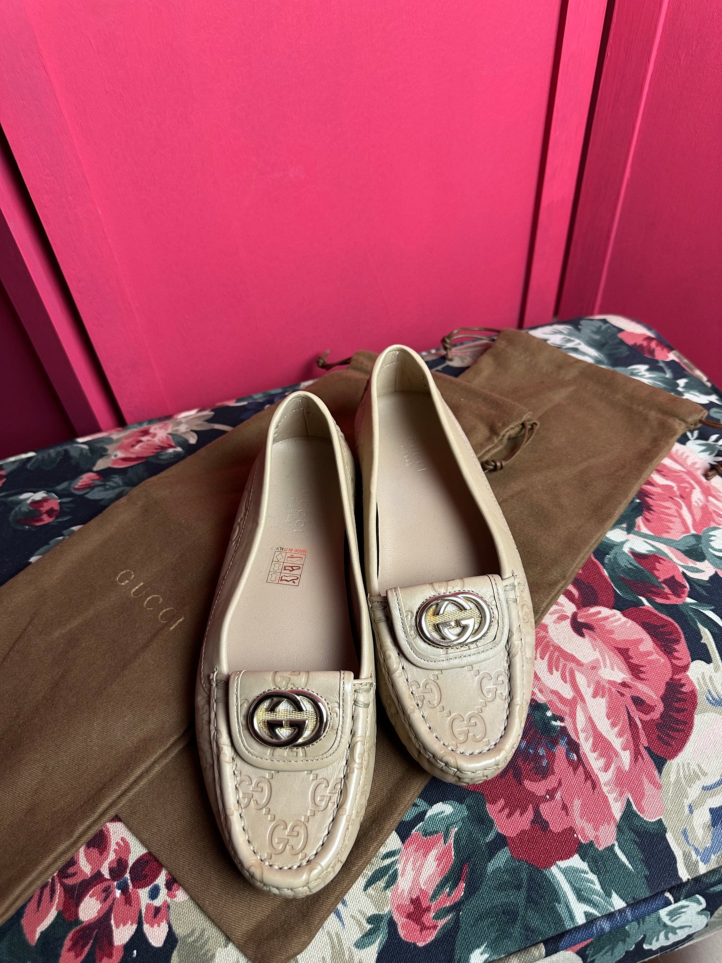 Mocassins beiges Gucci