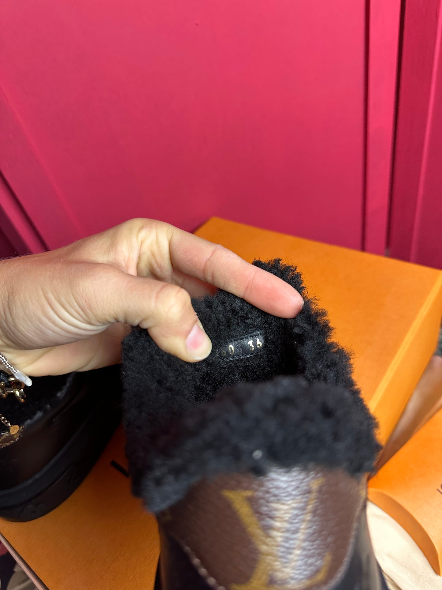 Baskets Louis Vuitton noires