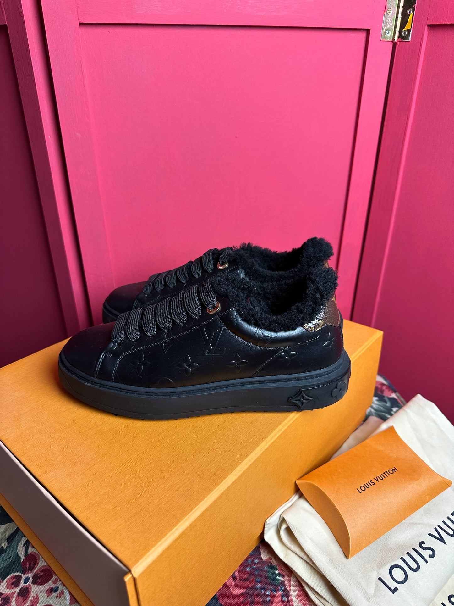 Baskets Louis Vuitton noires
