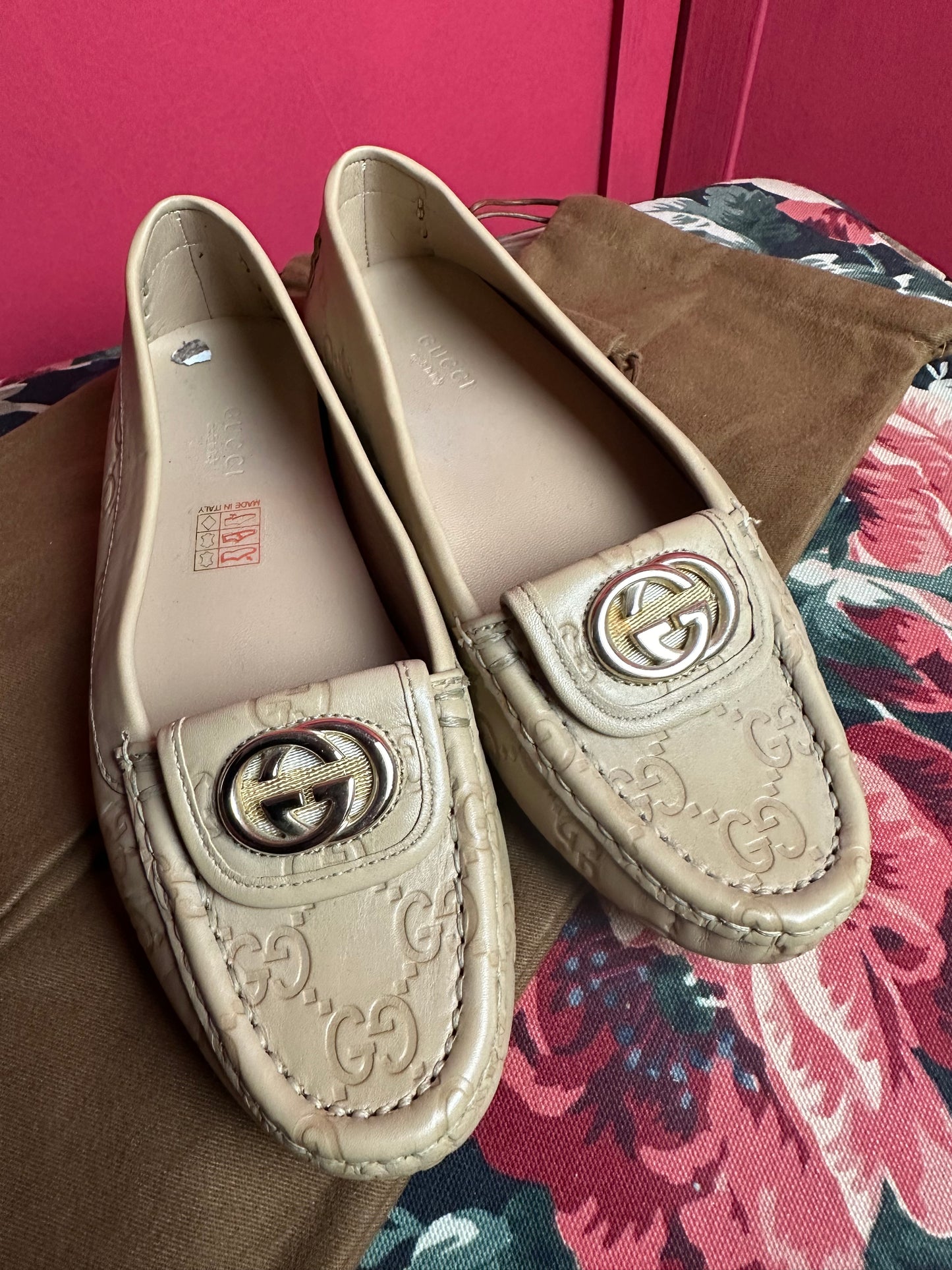 Mocassins beiges Gucci