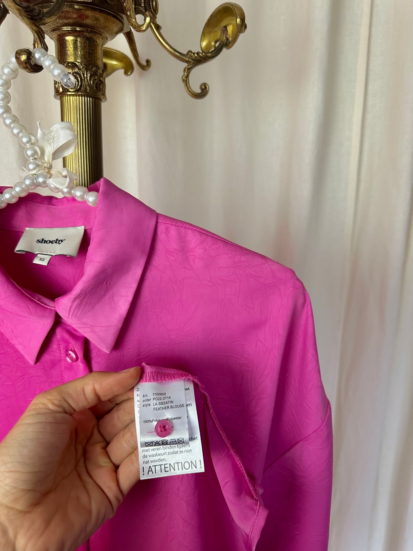 Blouse Shoeby feather satin veren fuchsia maat XS