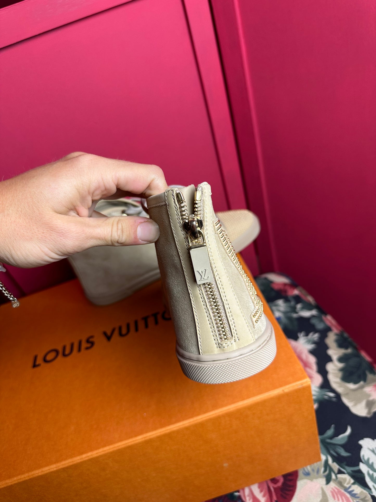 Baskets Louis Vuitton beiges