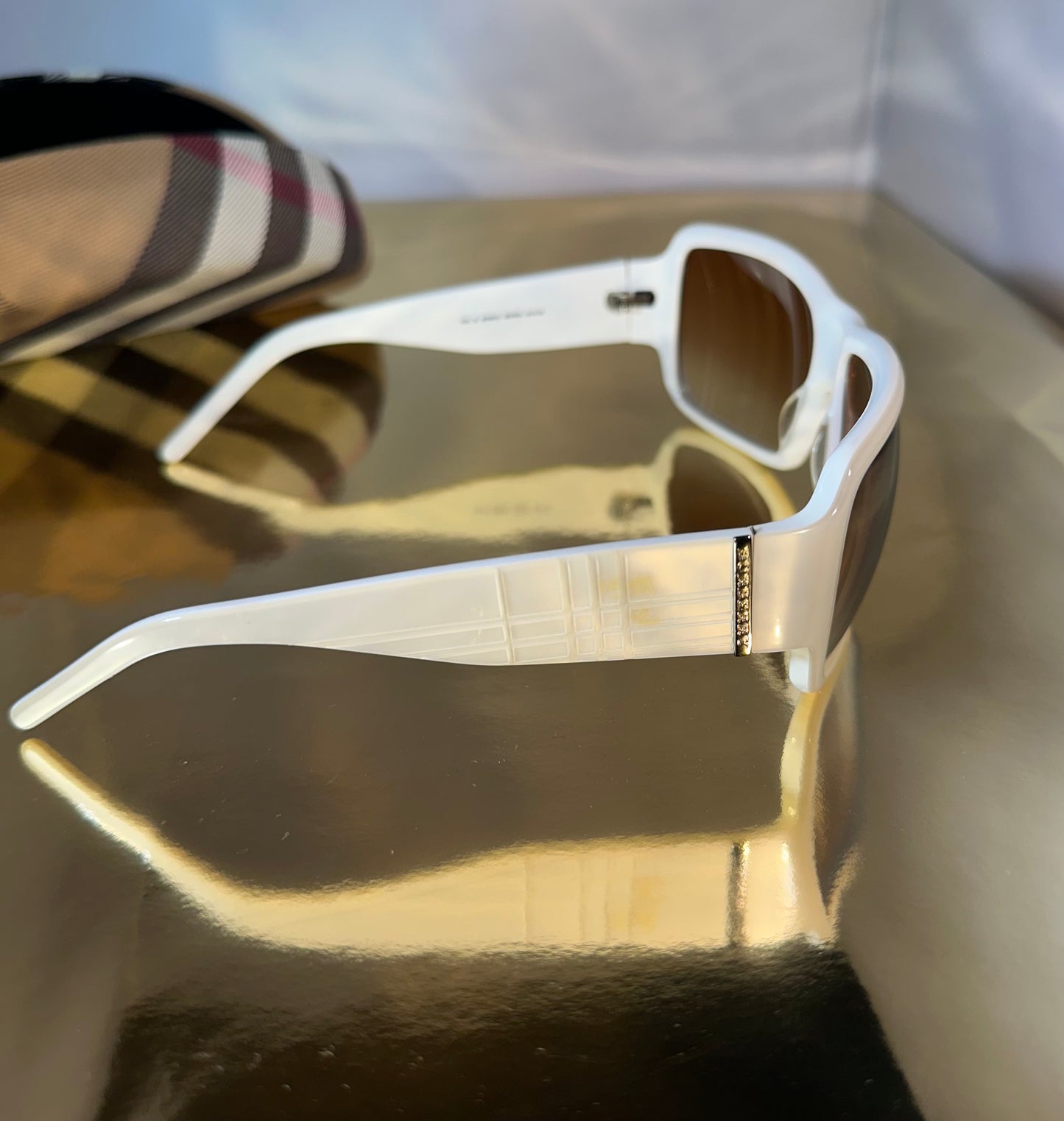 Lunettes de soleil oversize Burberry crème