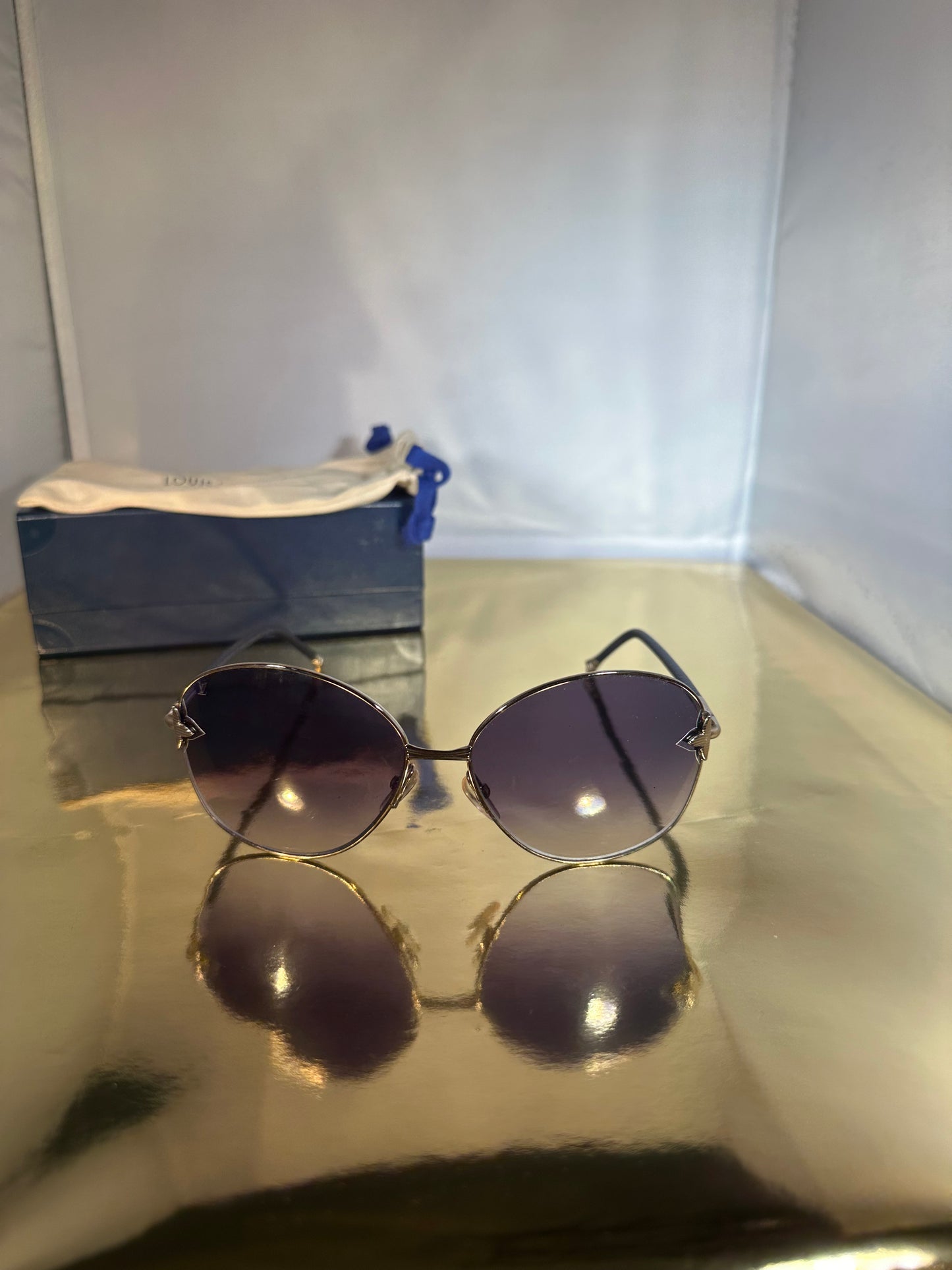 Lunettes de soleil Louis Vuitton bleues