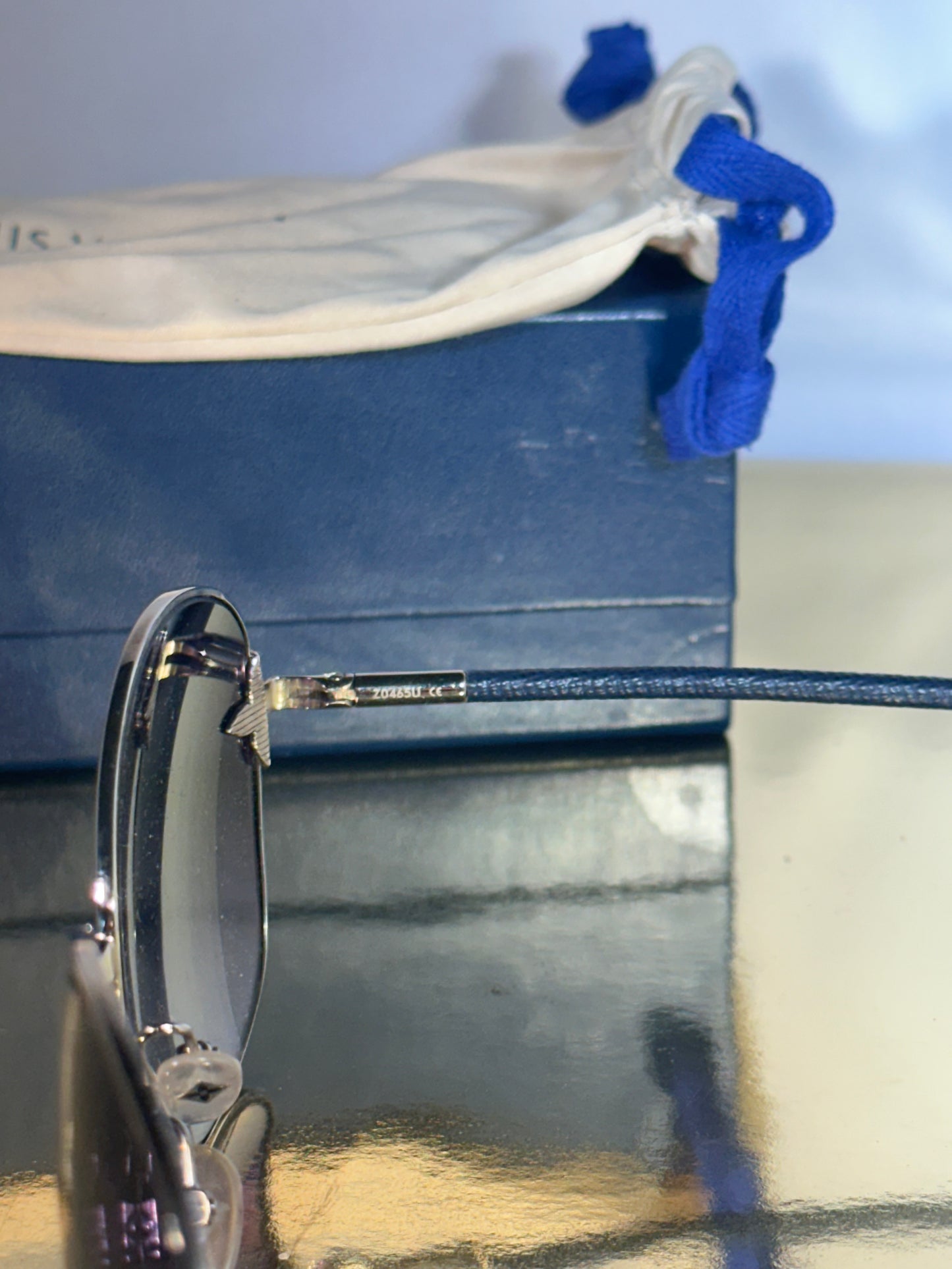 Lunettes de soleil Louis Vuitton bleues