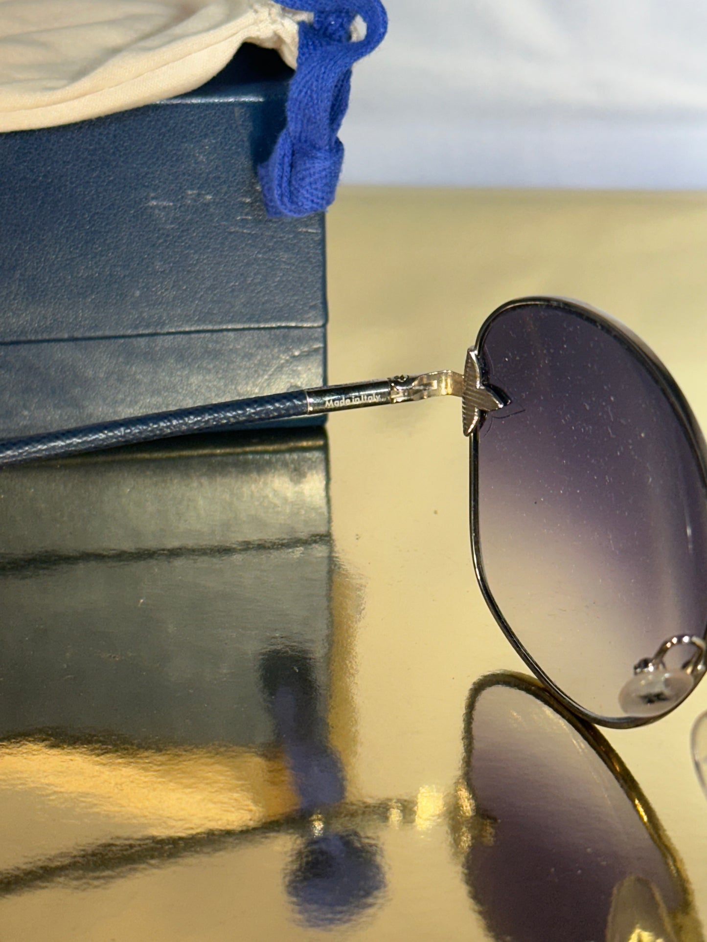 Lunettes de soleil Louis Vuitton bleues