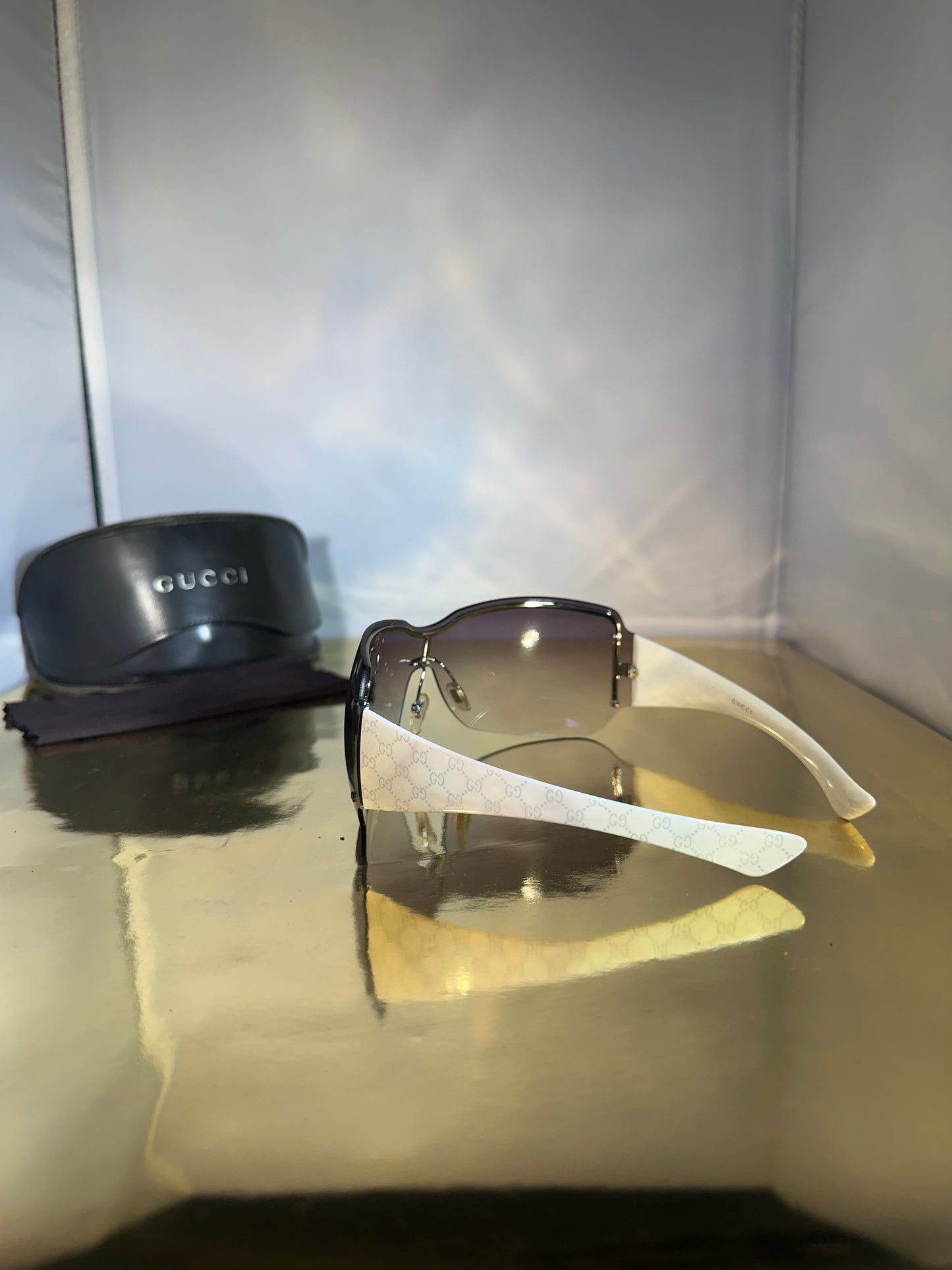 Zonnebril Gucci wit