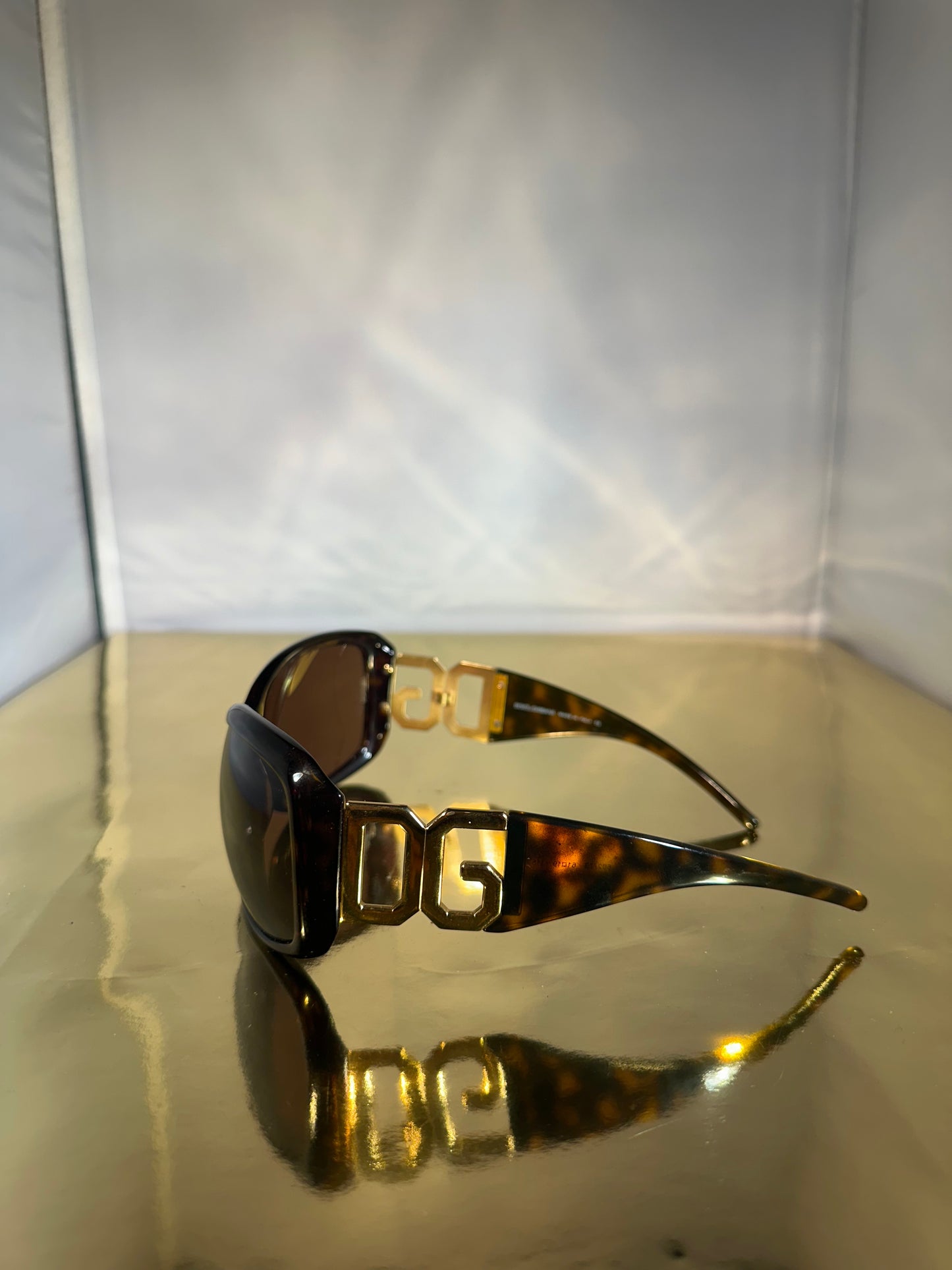 Zonnebril Dolce & Gabanna bruin/goud