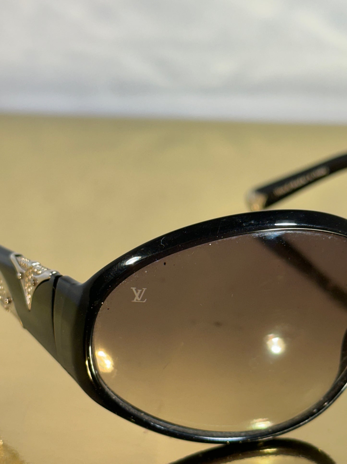 Zonnebril Louis Vuitton zwart - Iris PM