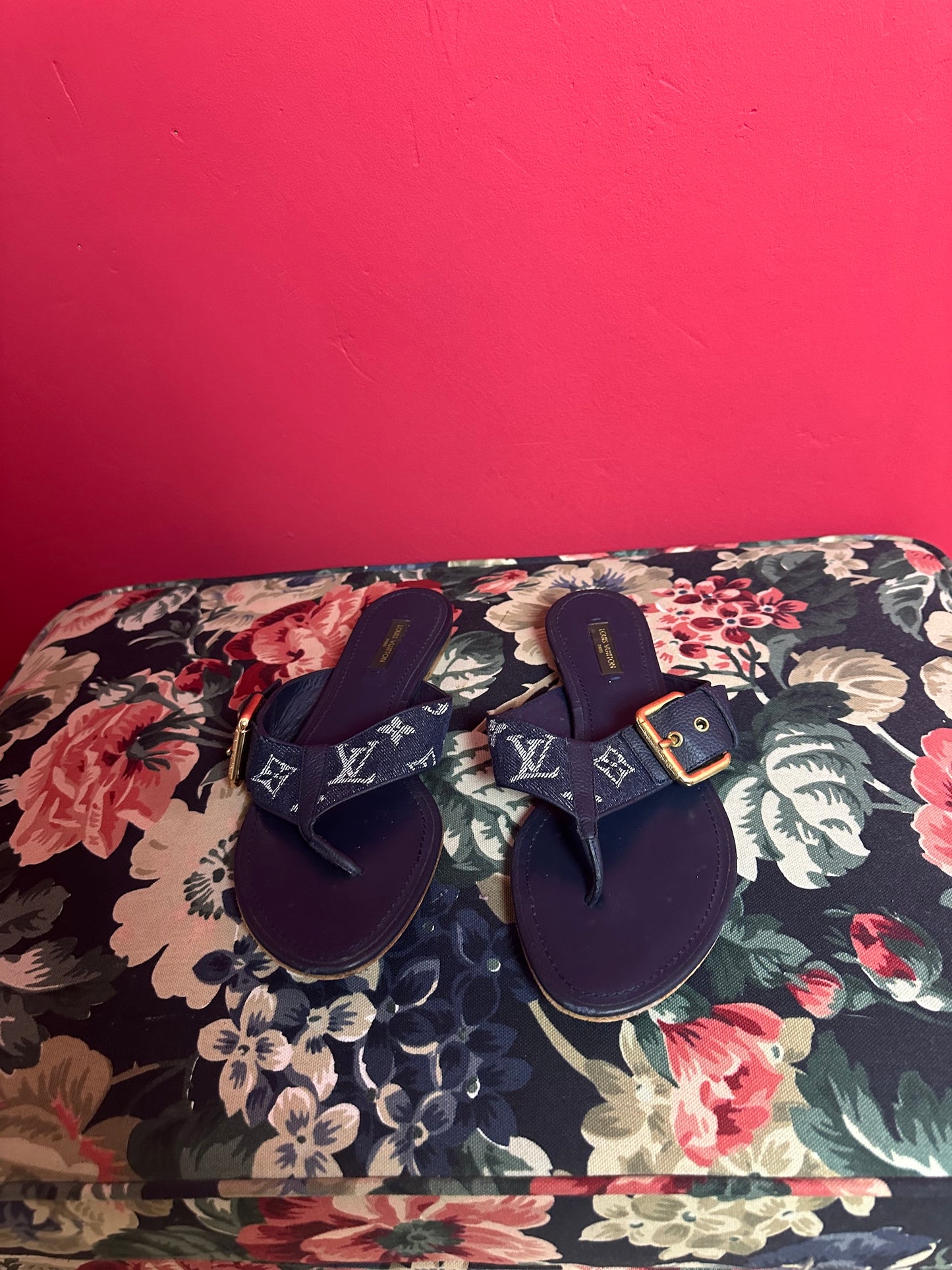 Louis Vuitton denim Monogram Formentera Thong Sandals - Maat 39