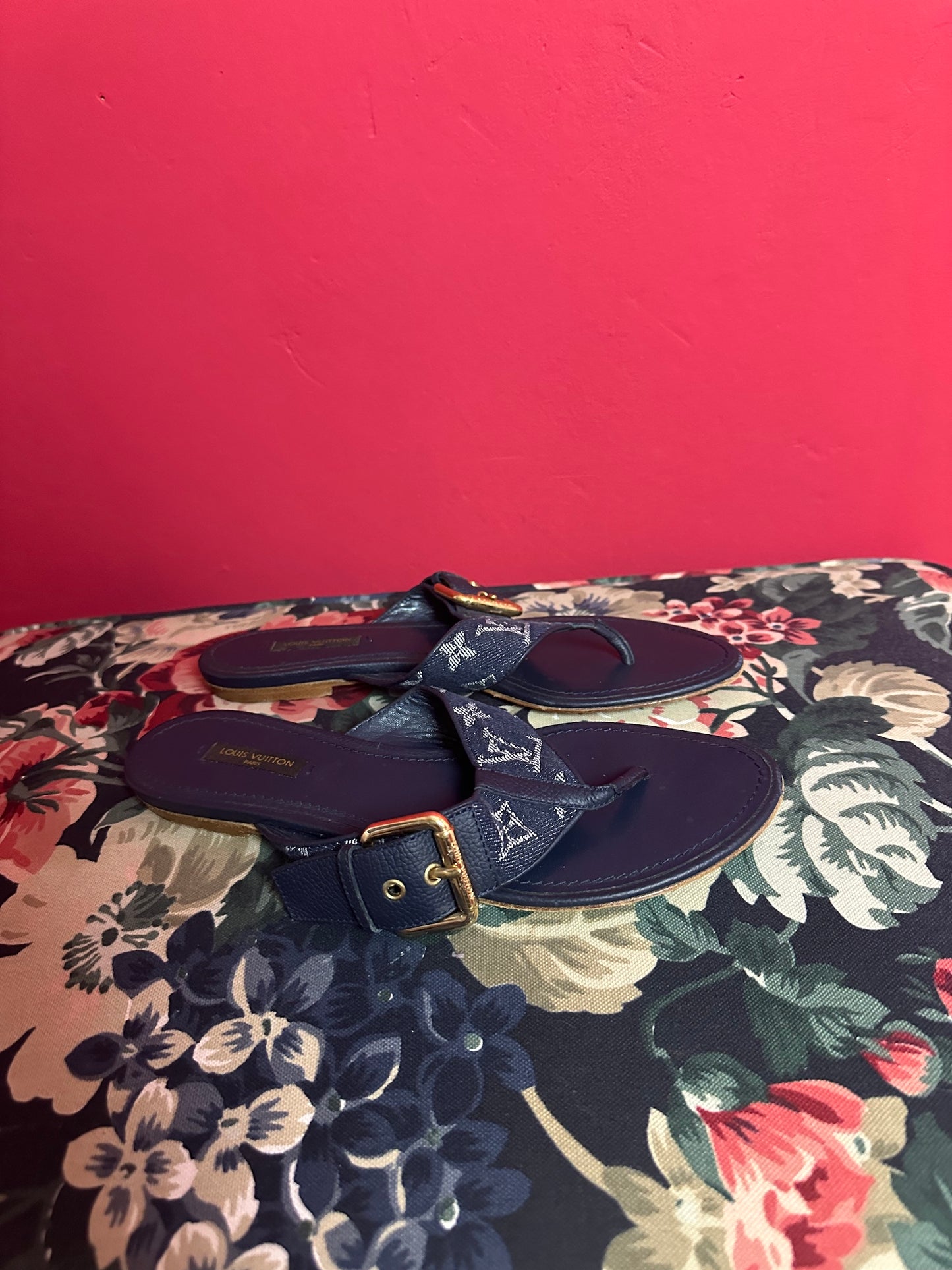 Louis Vuitton denim Monogram Formentera Thong Sandals - Maat 39