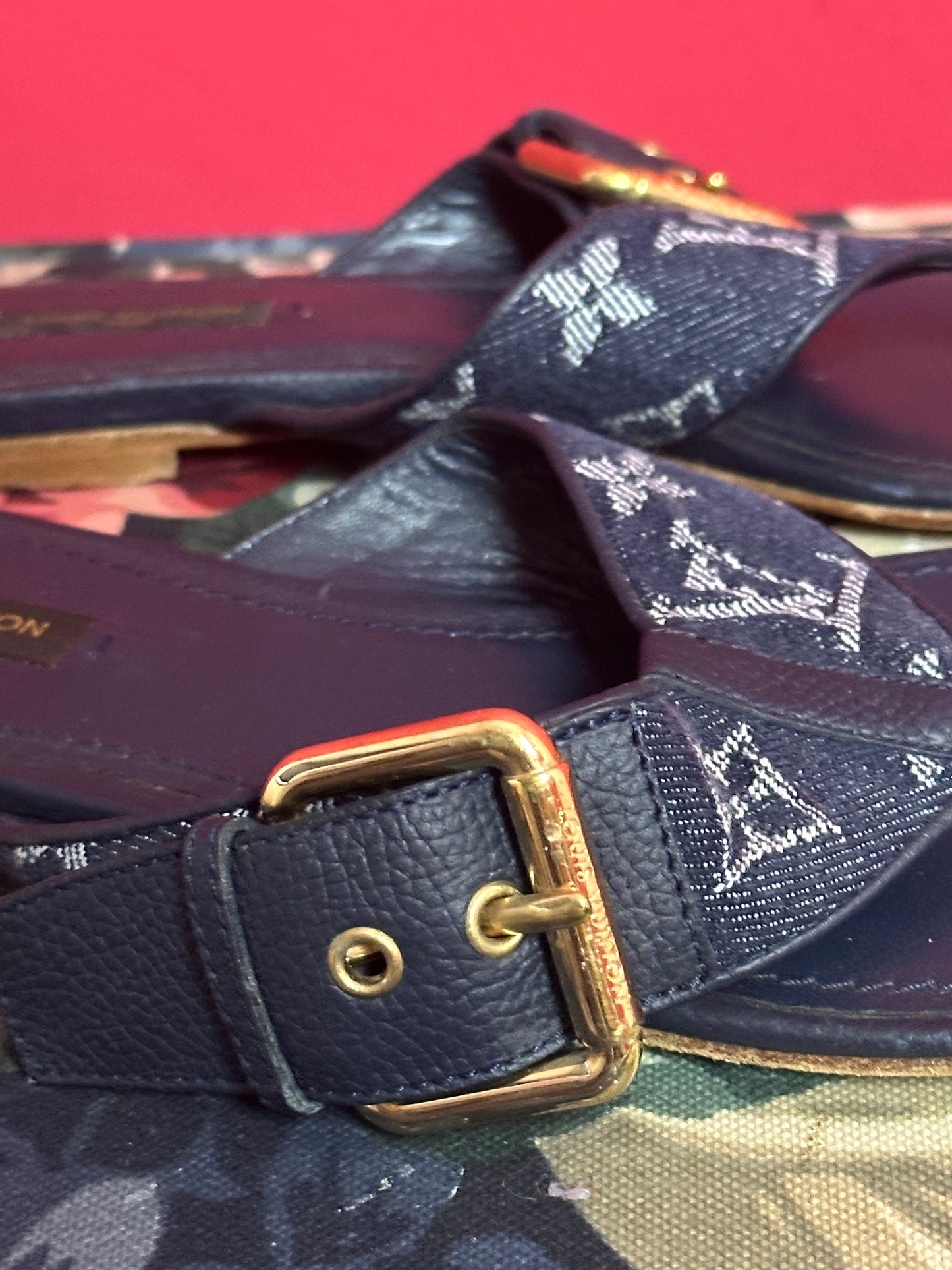 Louis Vuitton denim Monogram Formentera Thong Sandals - Maat 39