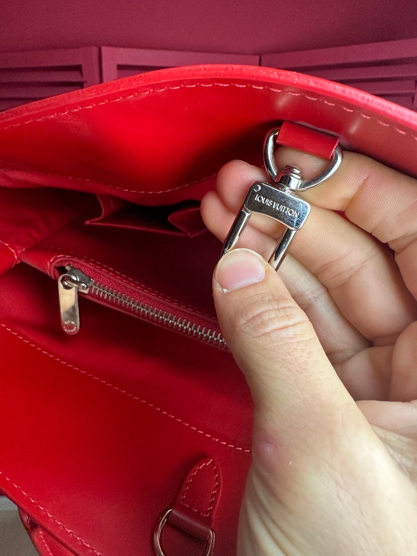 Louis Vuitton Passy handtas leer rood