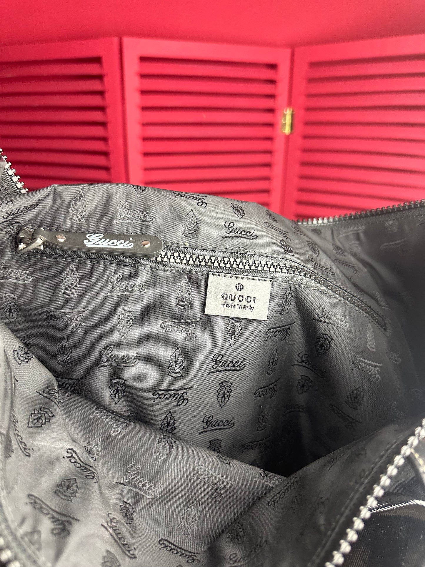 Gucci emblem tote bag zwart