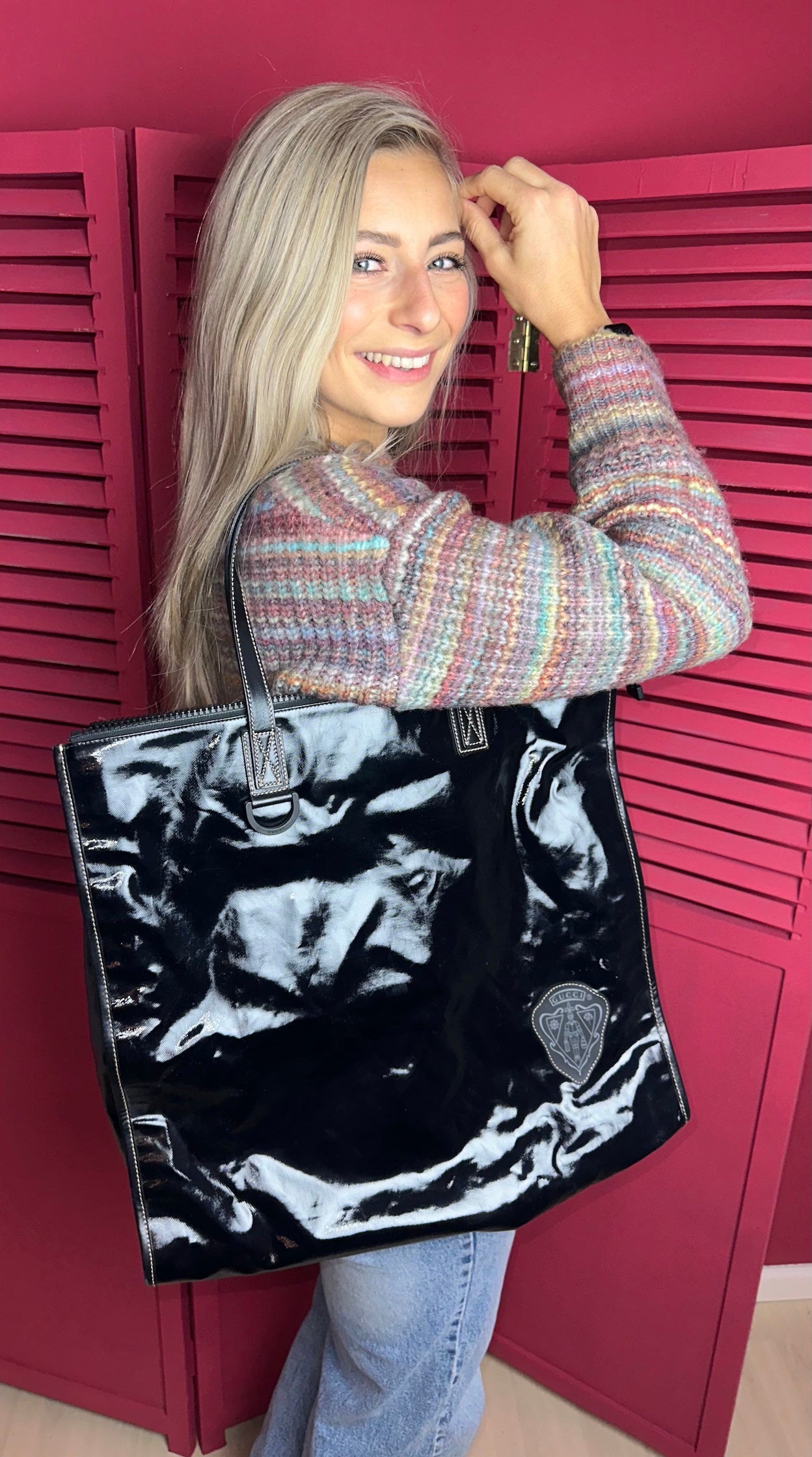 Gucci emblem tote bag zwart