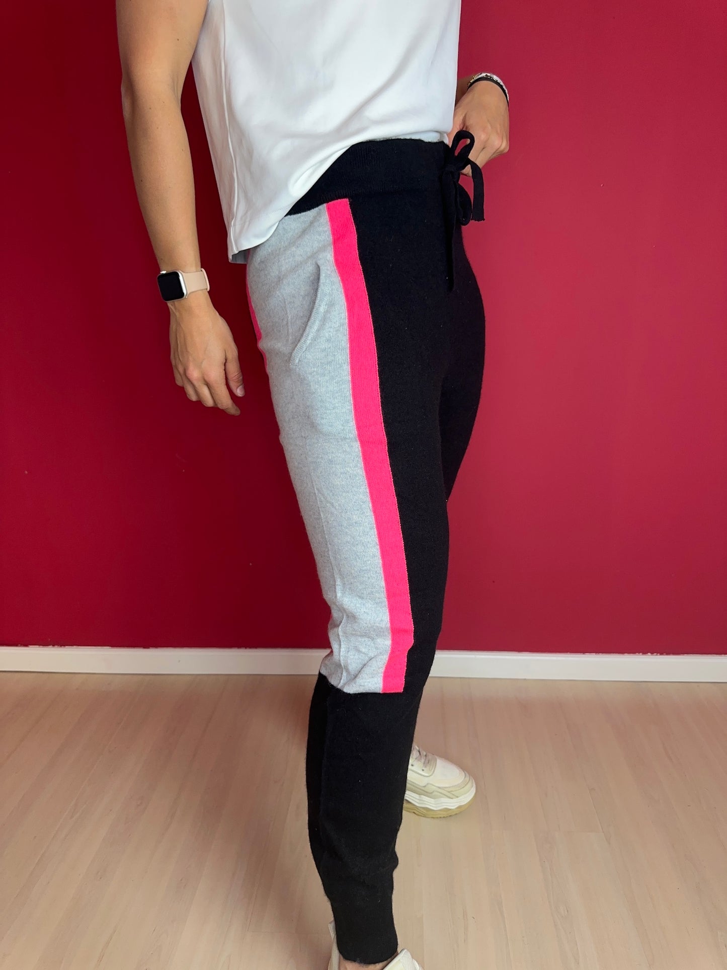 Broek Brodie Cashmere zwart/neon roze - Maat L