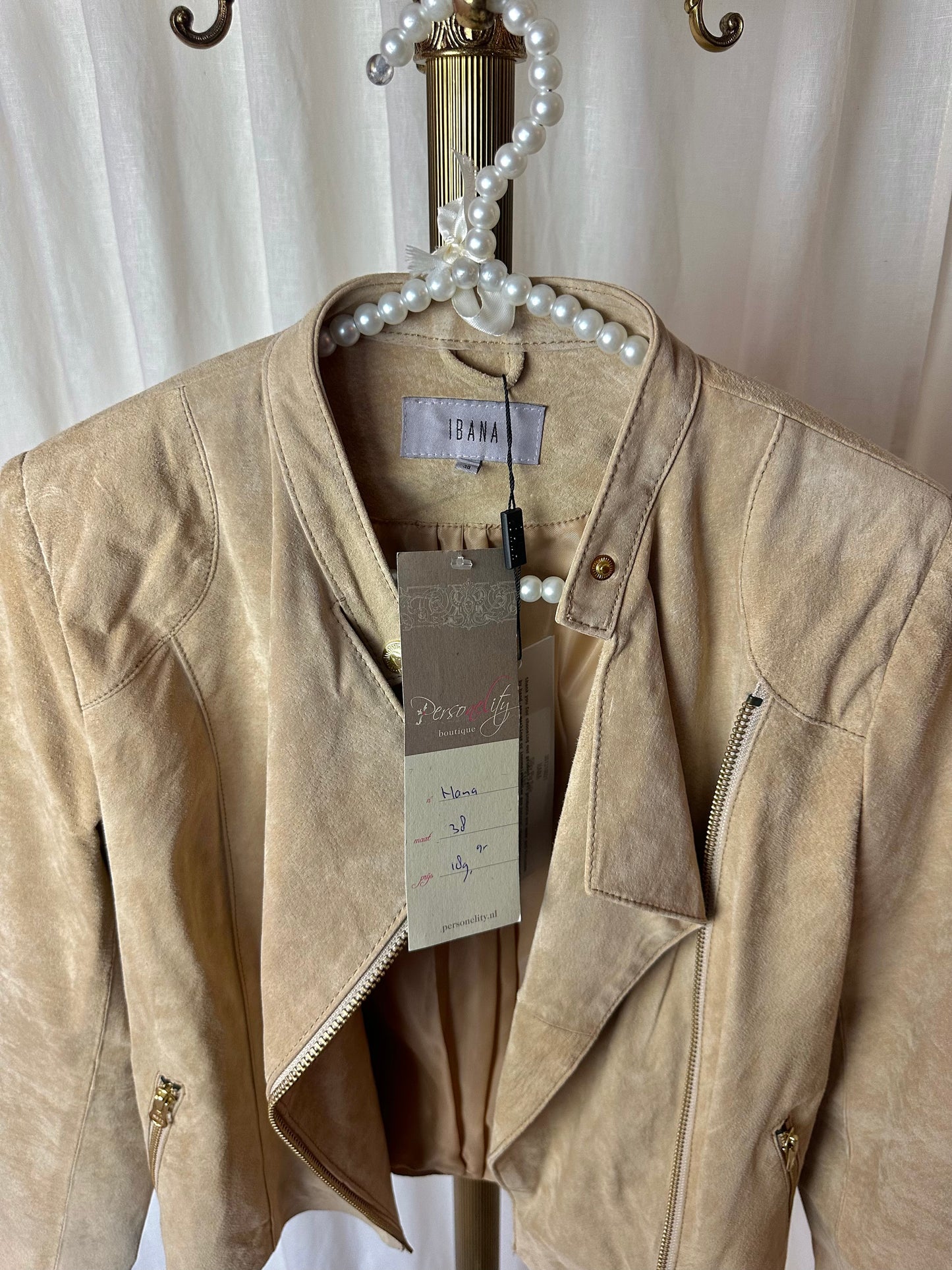 Jack Ibana suede beige - Maat 38