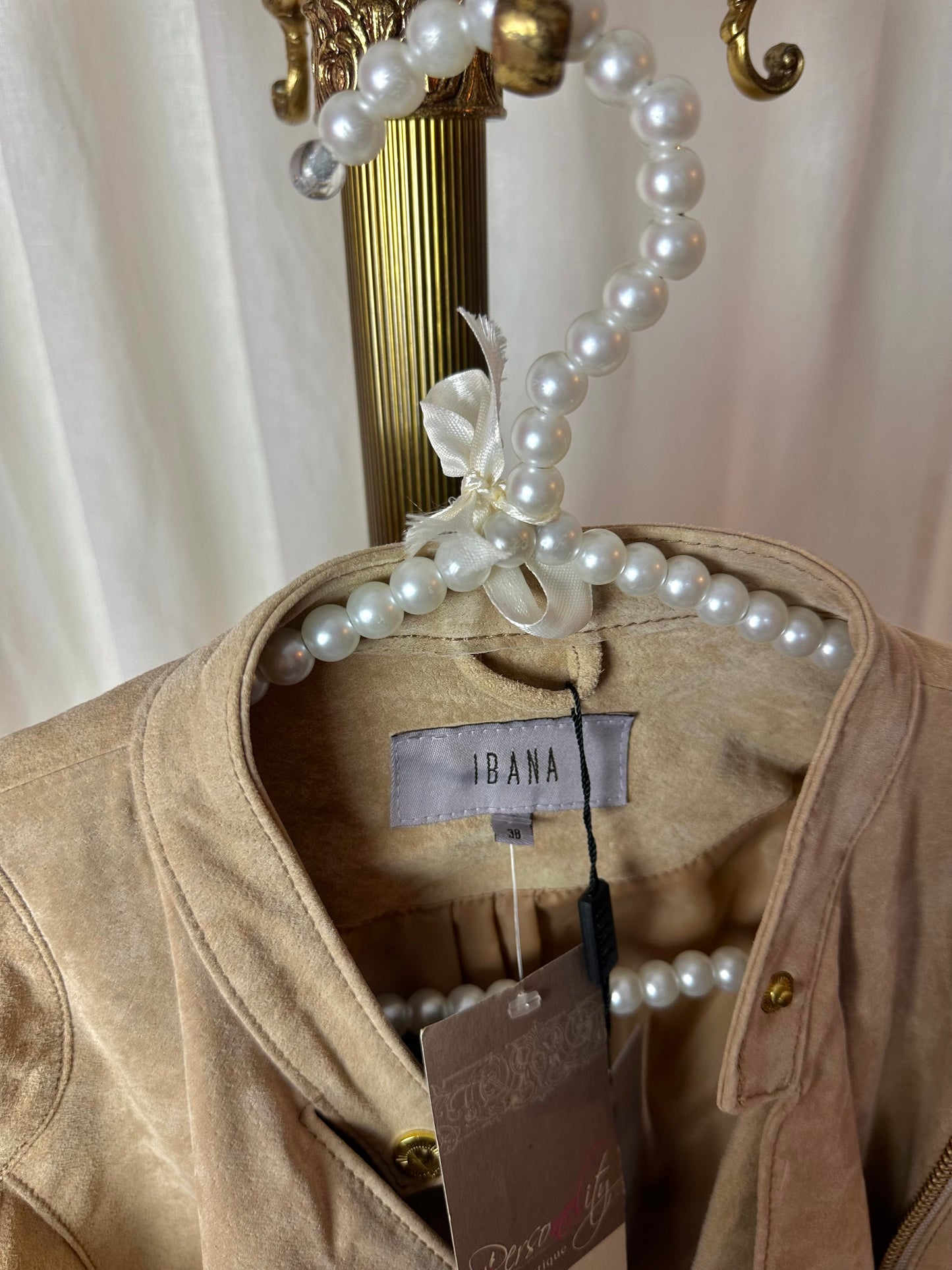 Jack Ibana suede beige - Maat 38