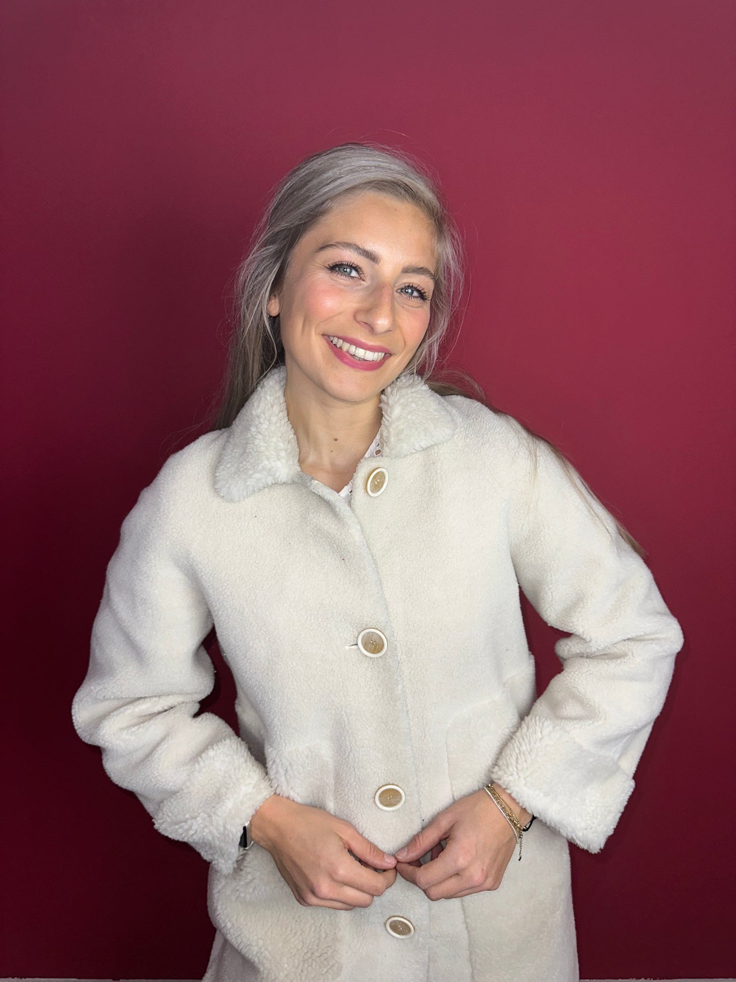 Jas Silvian Heach faux fur crème - Maat XS