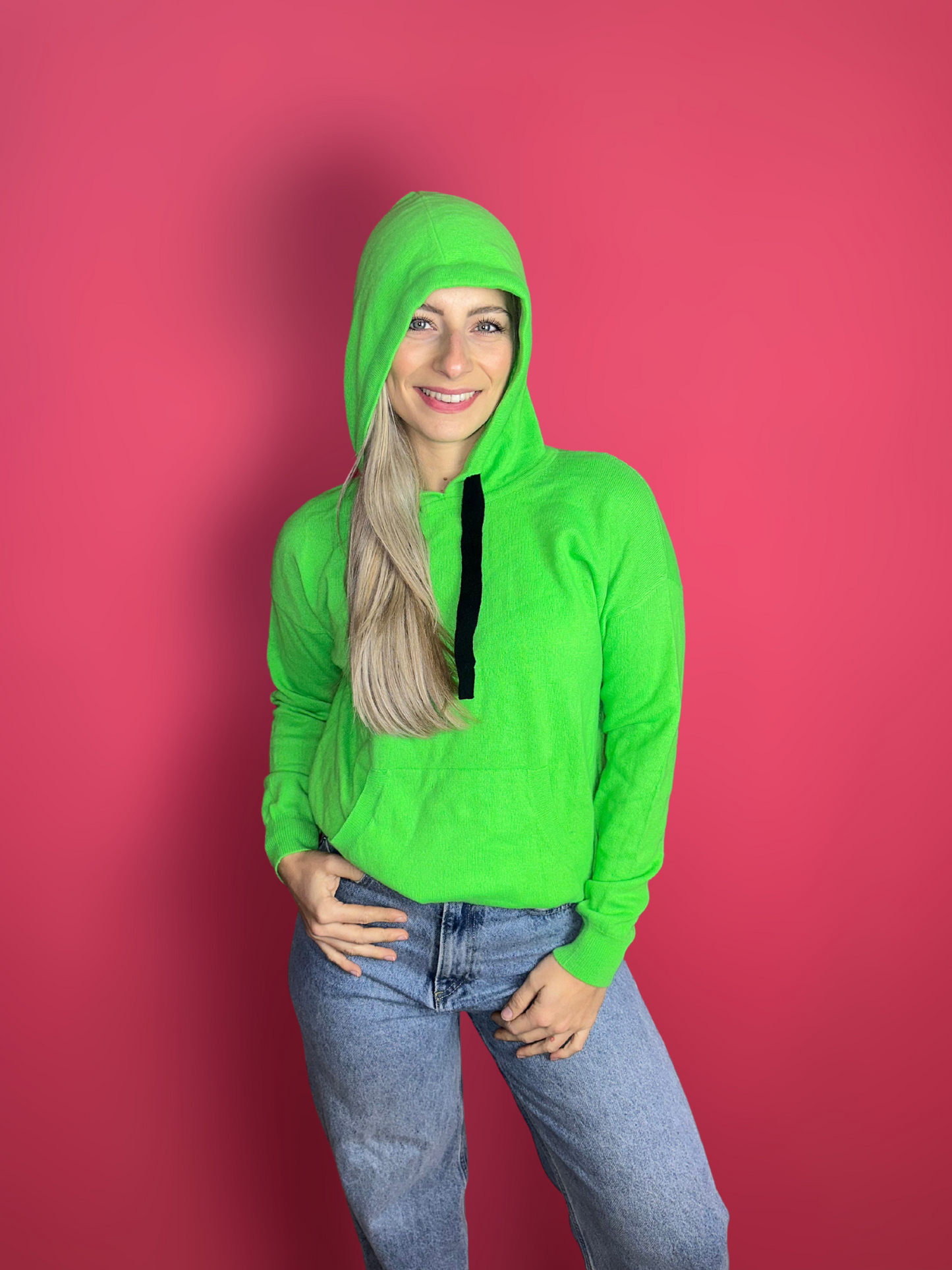 Pull Brodie Cachemire vert fluo
