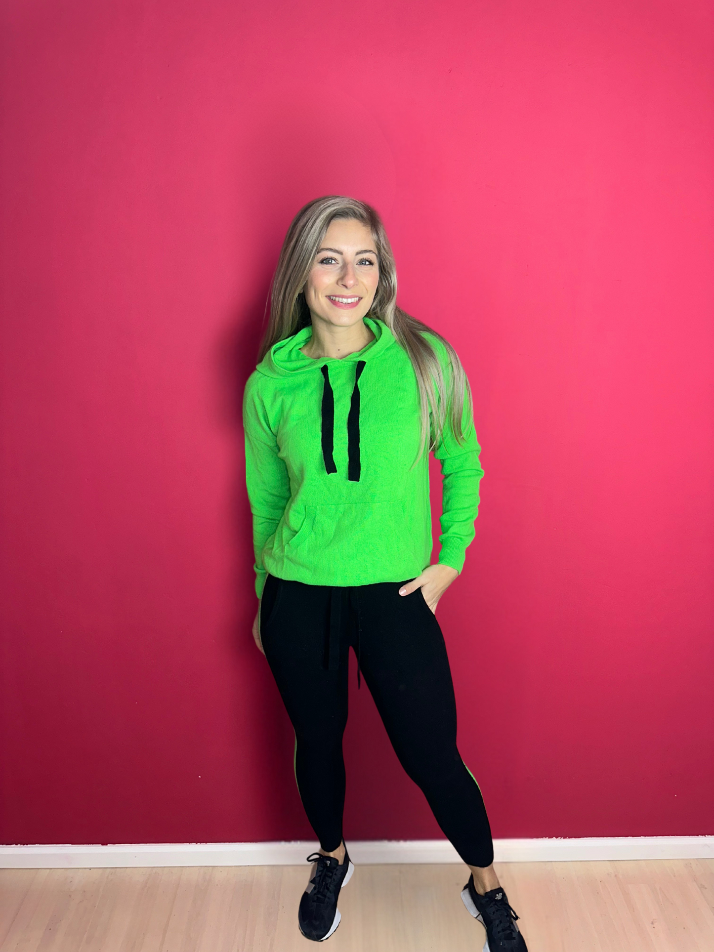Pantalon Brodie Cachemire noir et vert fluo