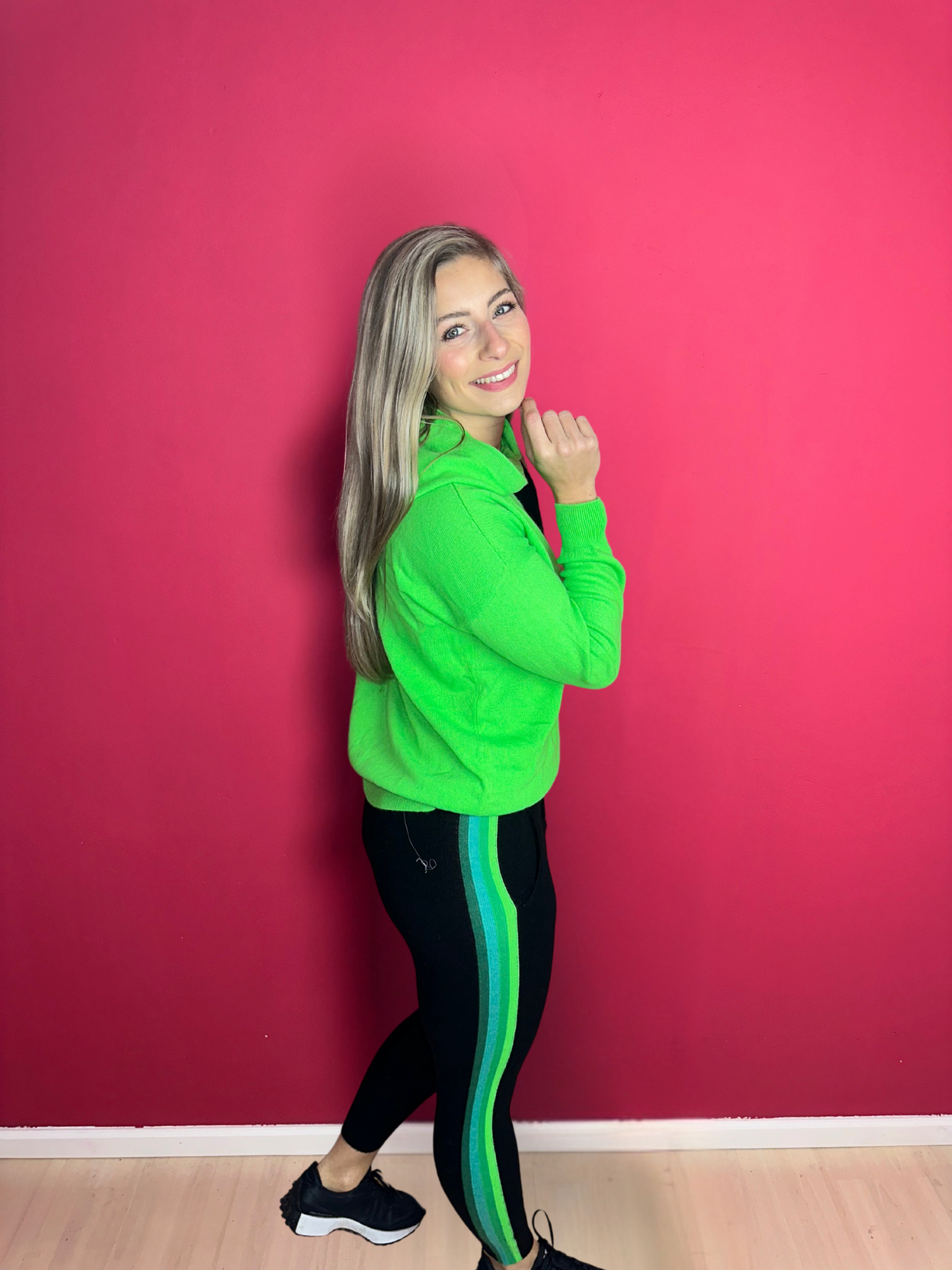 Pantalon Brodie Cachemire noir et vert fluo
