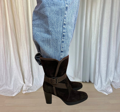 Laarsjes Tod's donkerbruin - Maat 39