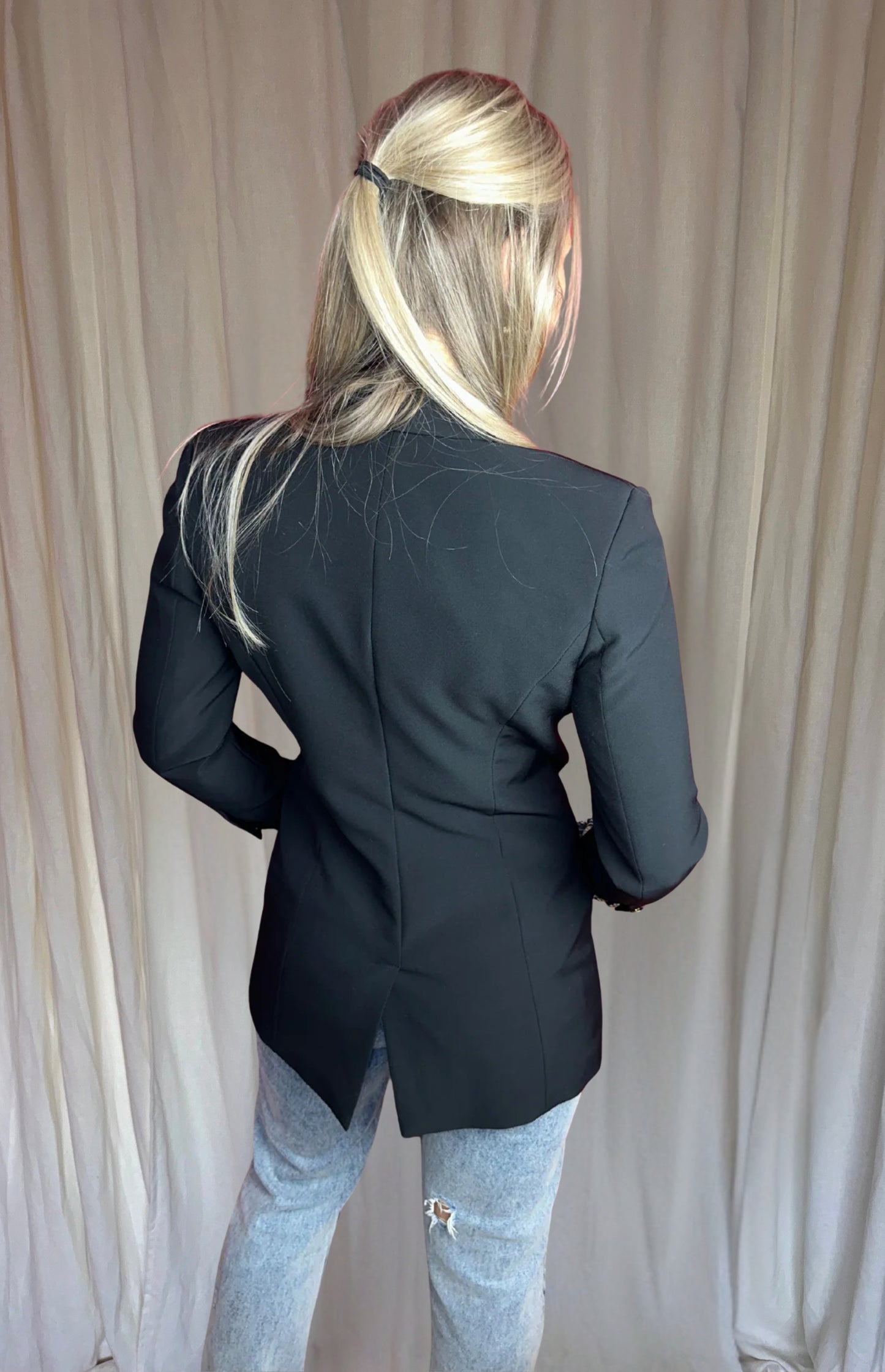 Blazer Almagores zwart knopen goud maat S