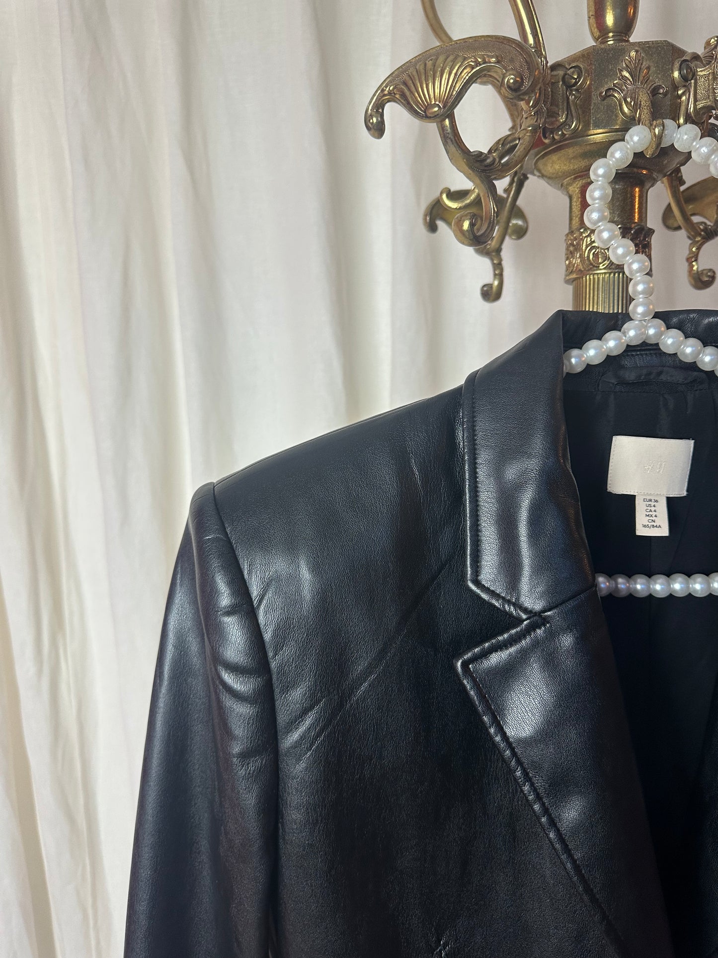 Blazer H&M cinched PU leather zwart maat 36