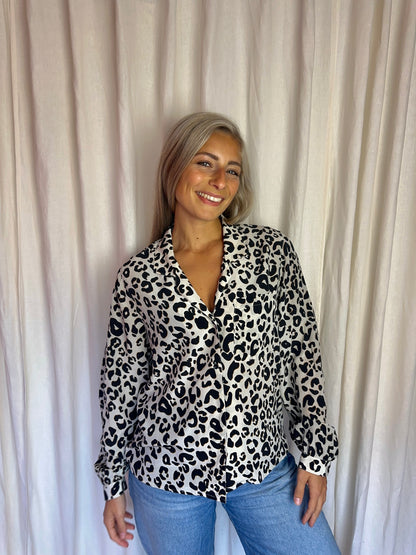 Blouse Anine Bing luxe zijde panterprint wit - maat M(38)