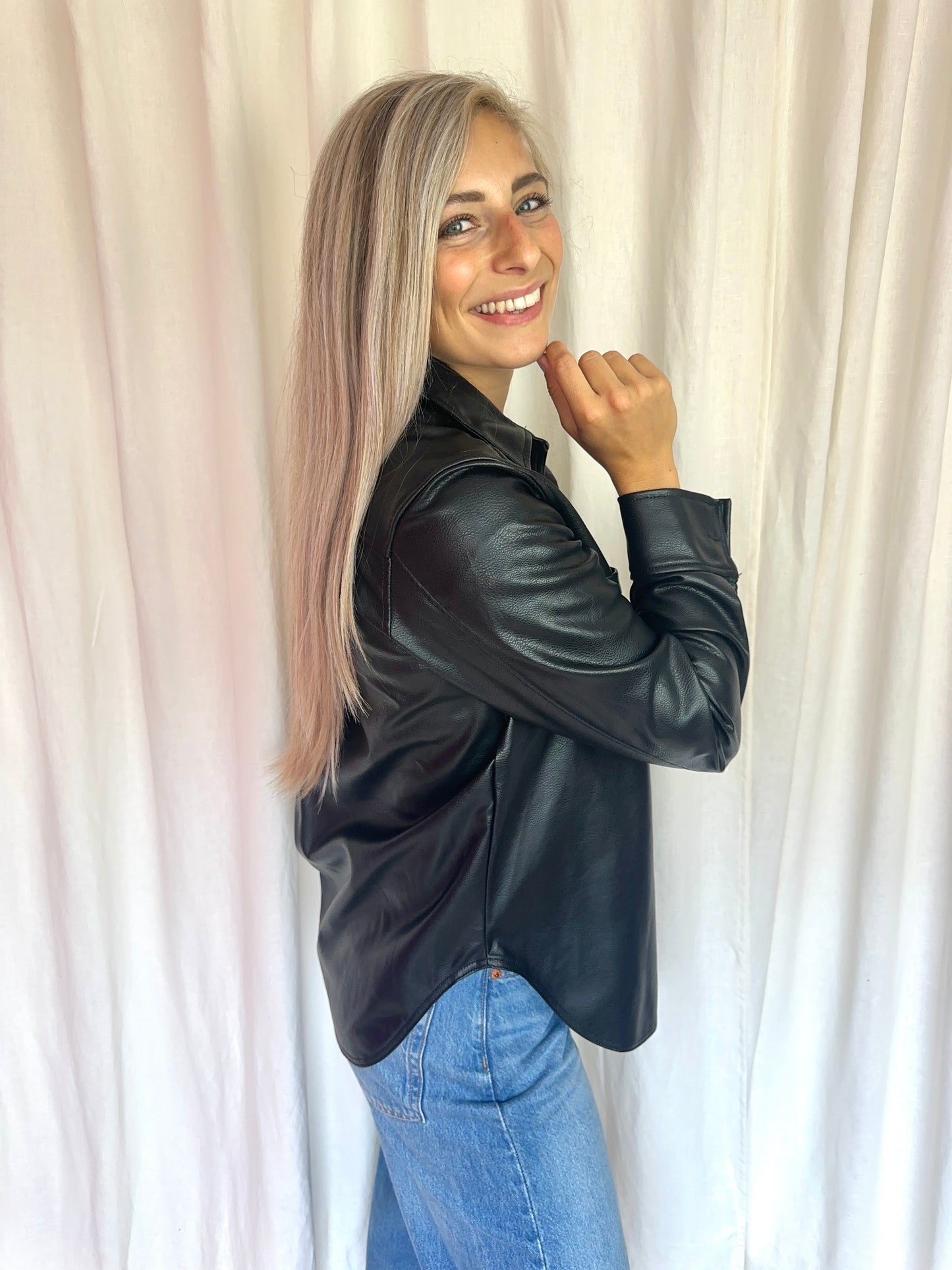 Blouse H&M lederlook zwart maat XS