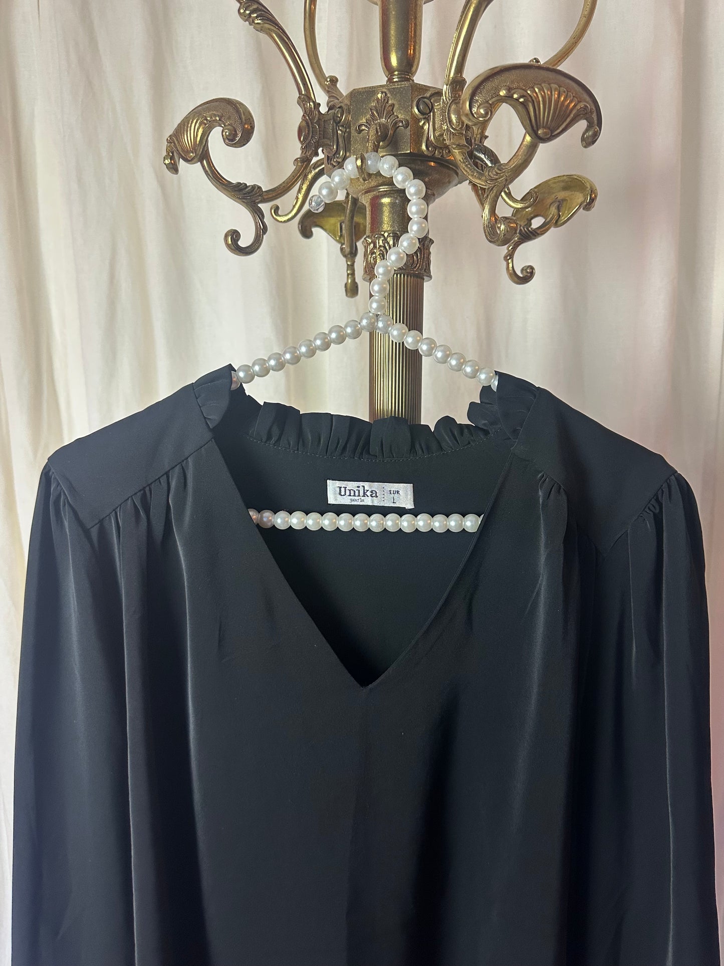 Blouse Unika ruffle zwart maat L