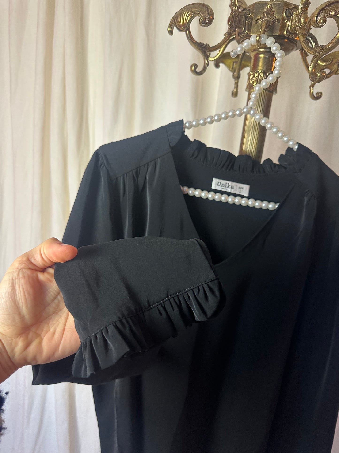 Blouse Unika ruffle zwart maat L