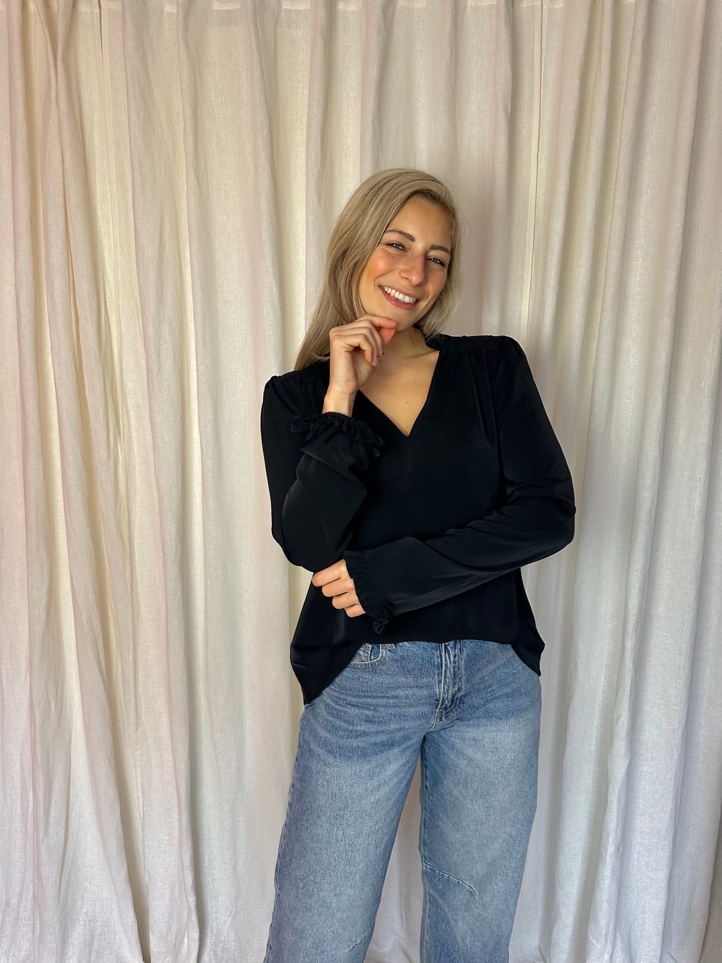 Blouse Unika ruffle zwart maat L