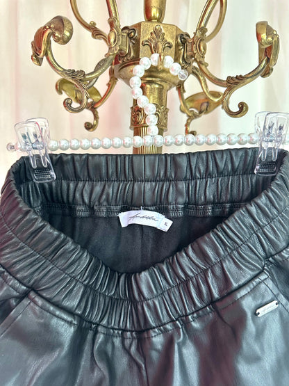 Broek Ambika lederlook zwart - Maat XL