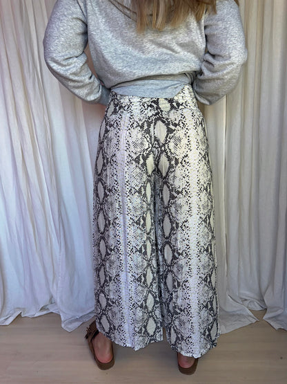 Broek Hot Lava slangenprint - Maat S/M