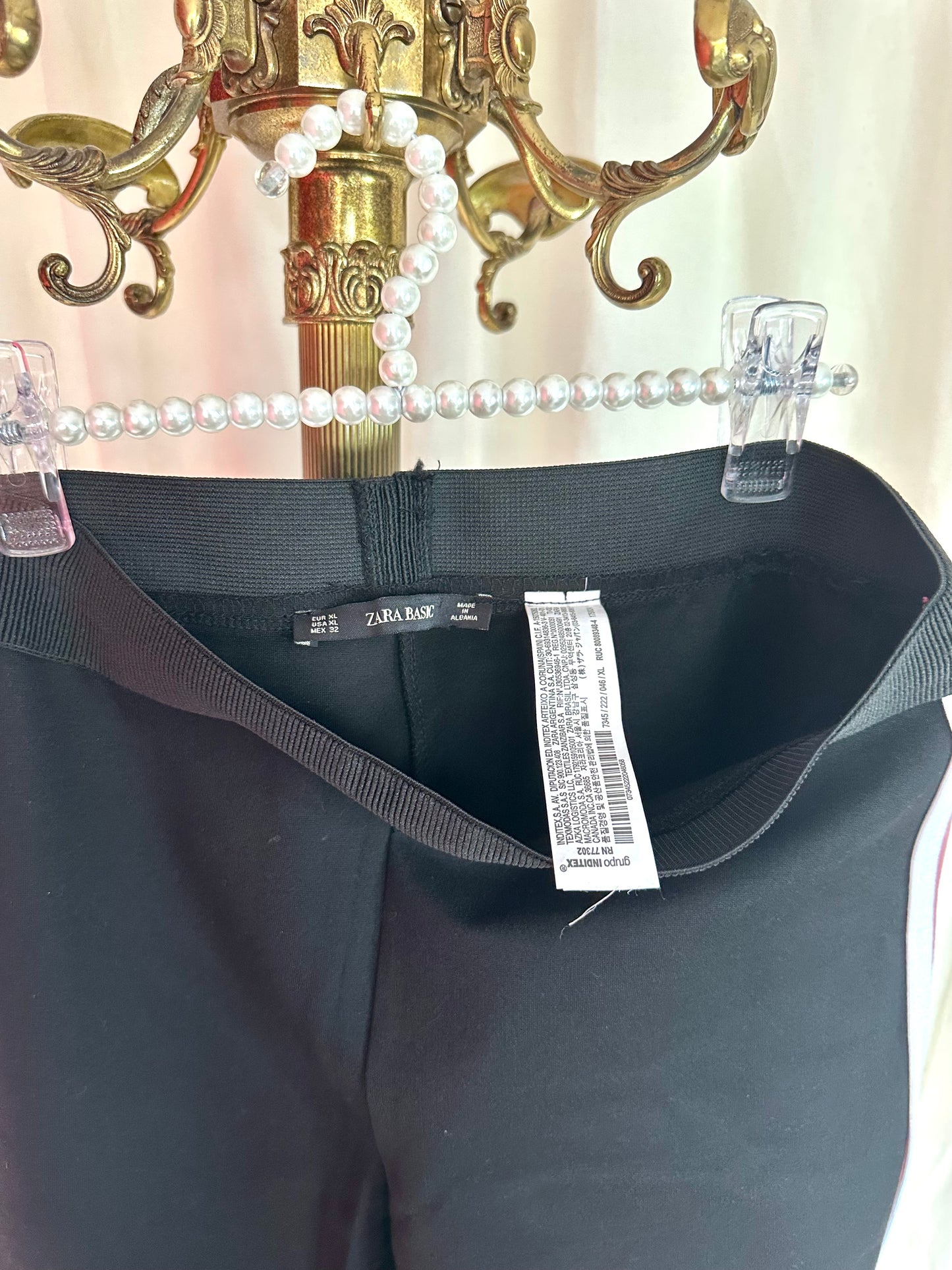 Broek Zara basic zwart,lichtroze maat XL