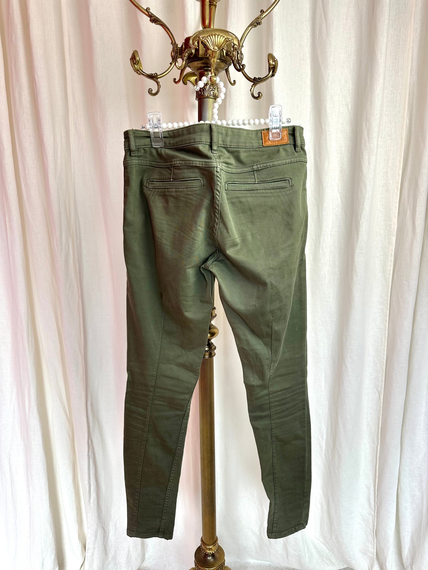 Broek Zara cargo legergroen maat 38