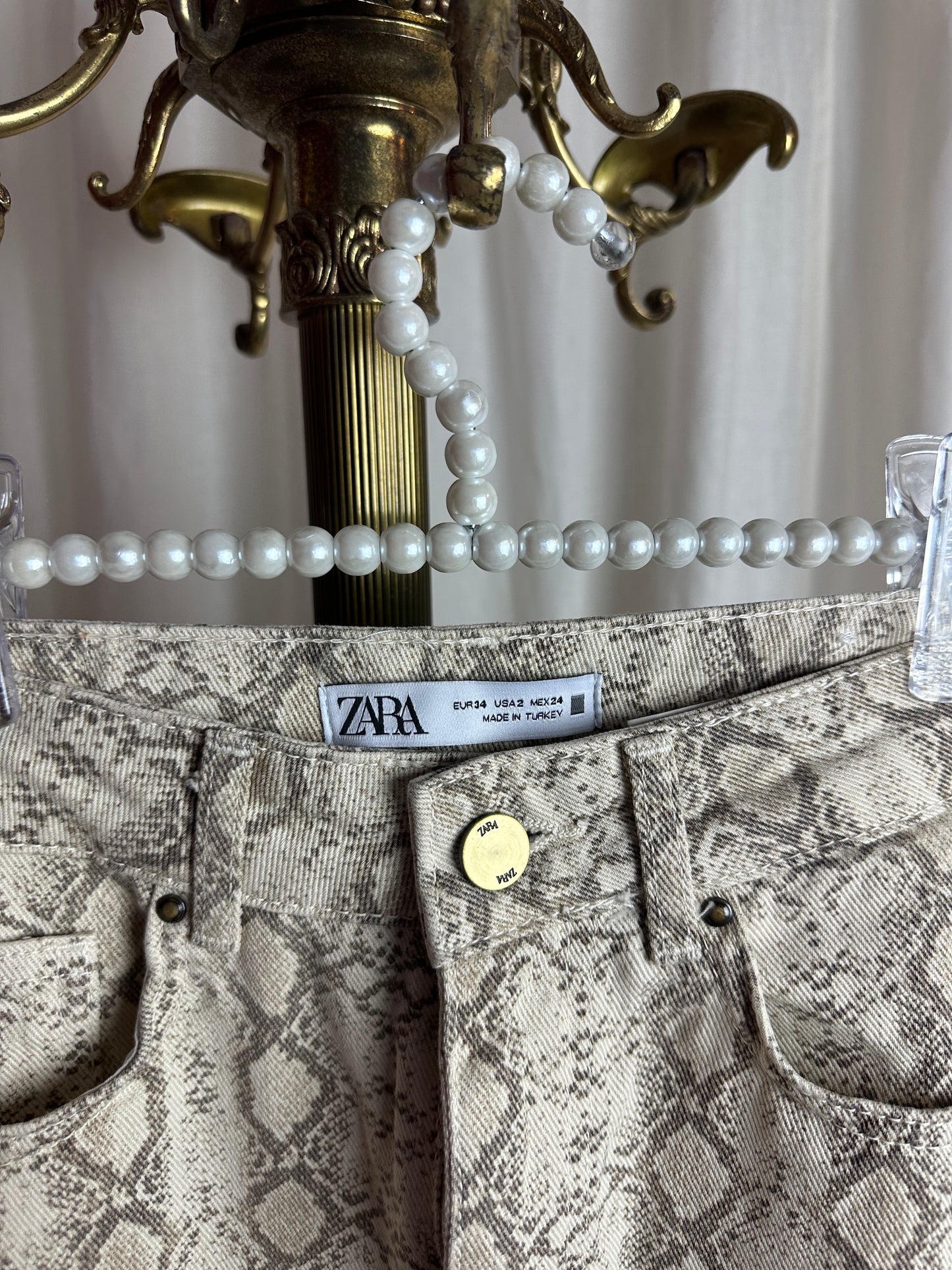 Broek Zara slangenprint beige maat 34