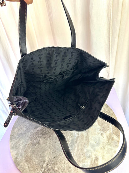 Gucci emblem tote bag lak zwart