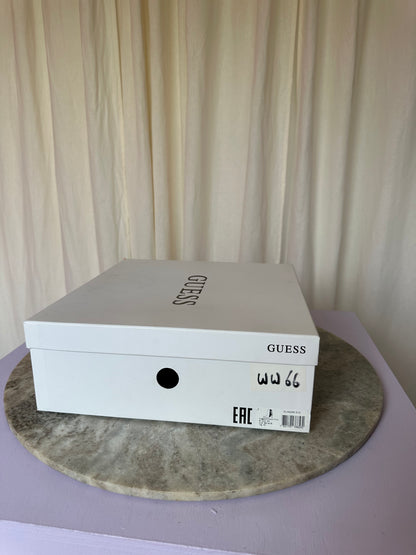 Hakken Guess franjes zwart - Maat 41