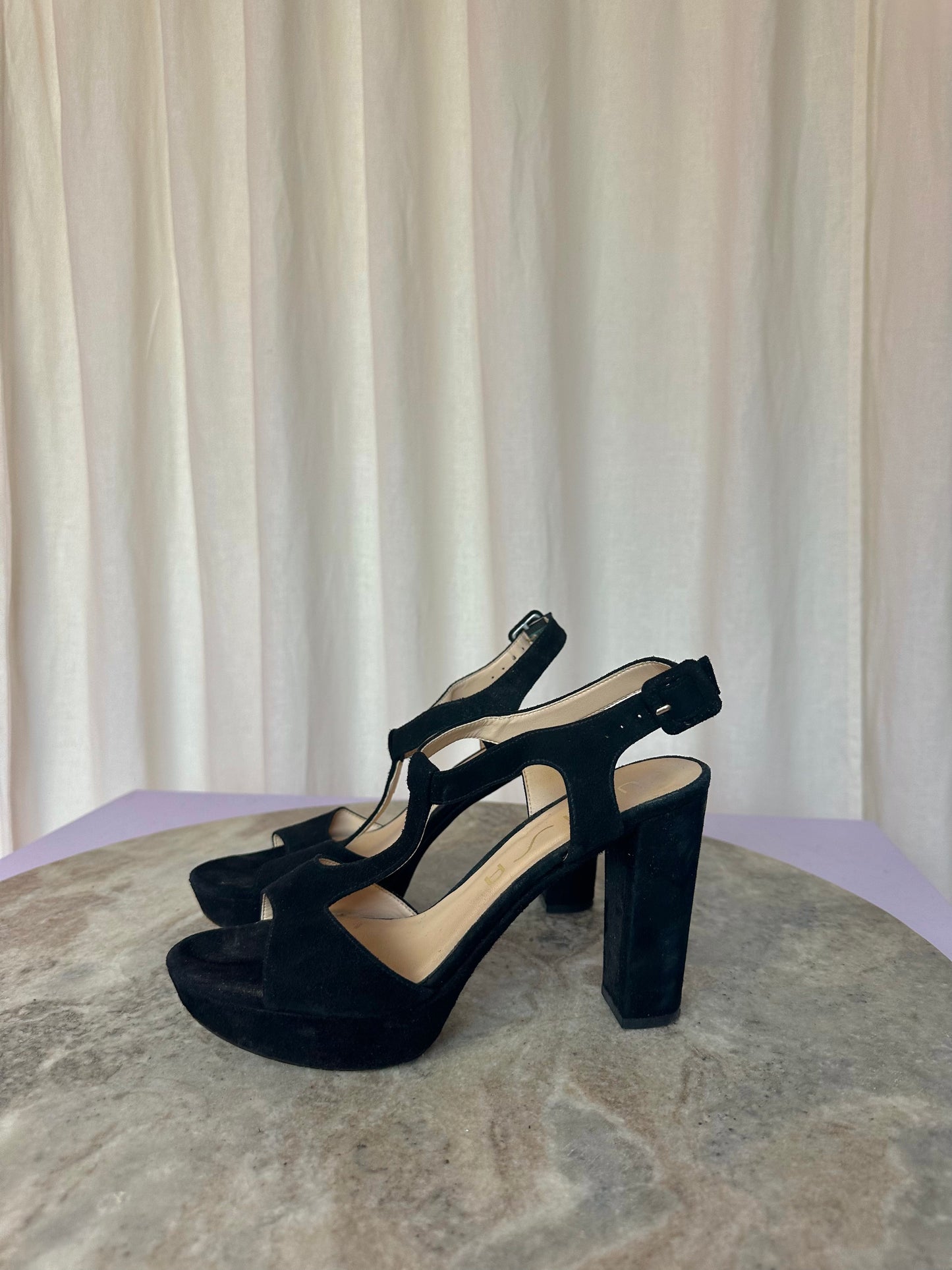 Hakken Unisa blok open suede zwart maat 38