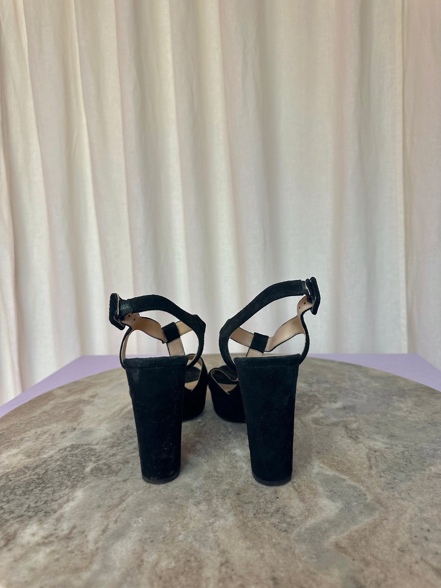Hakken Unisa blok open suede zwart maat 38