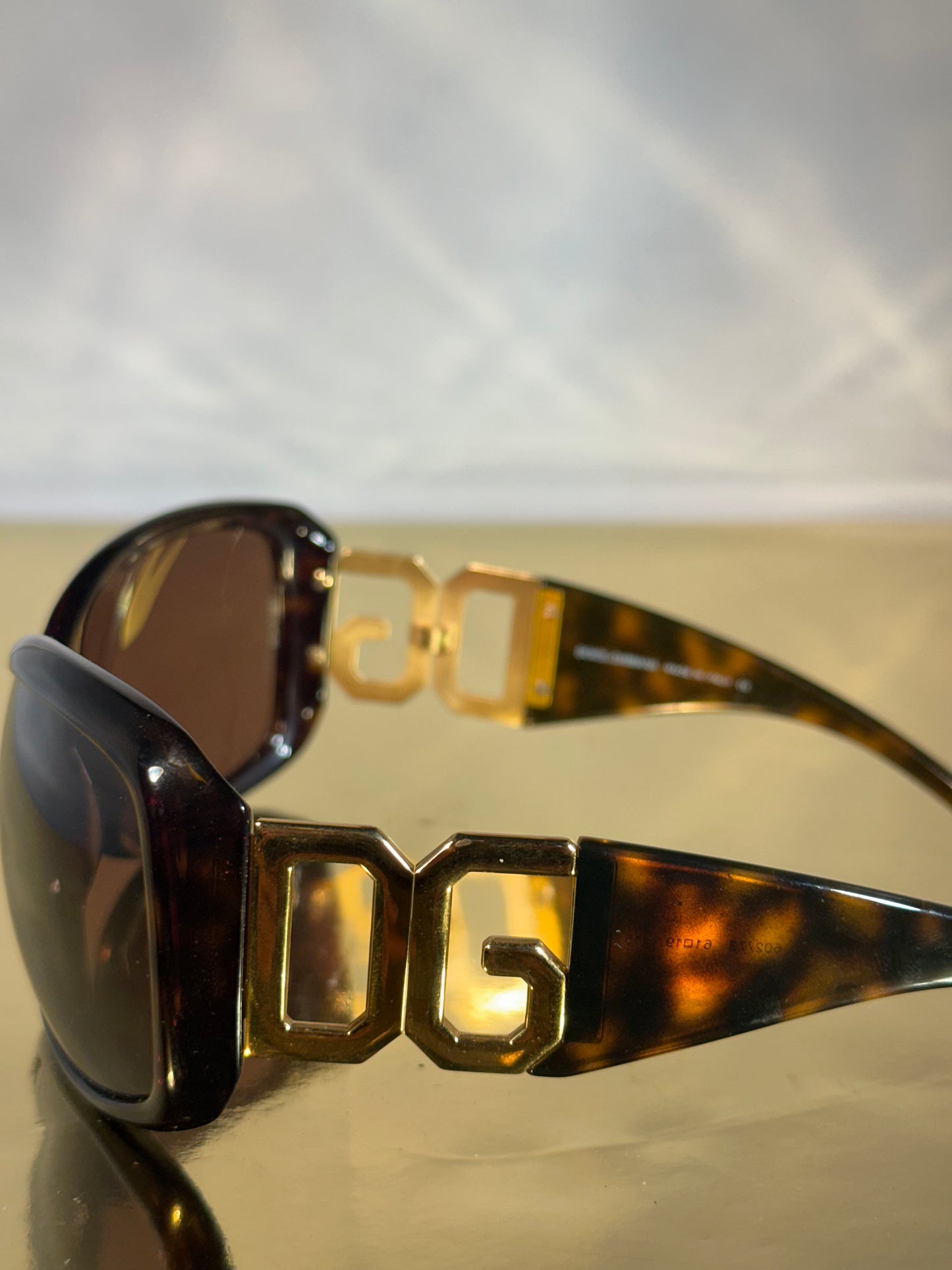 Zonnebril Dolce & Gabanna bruin/goud