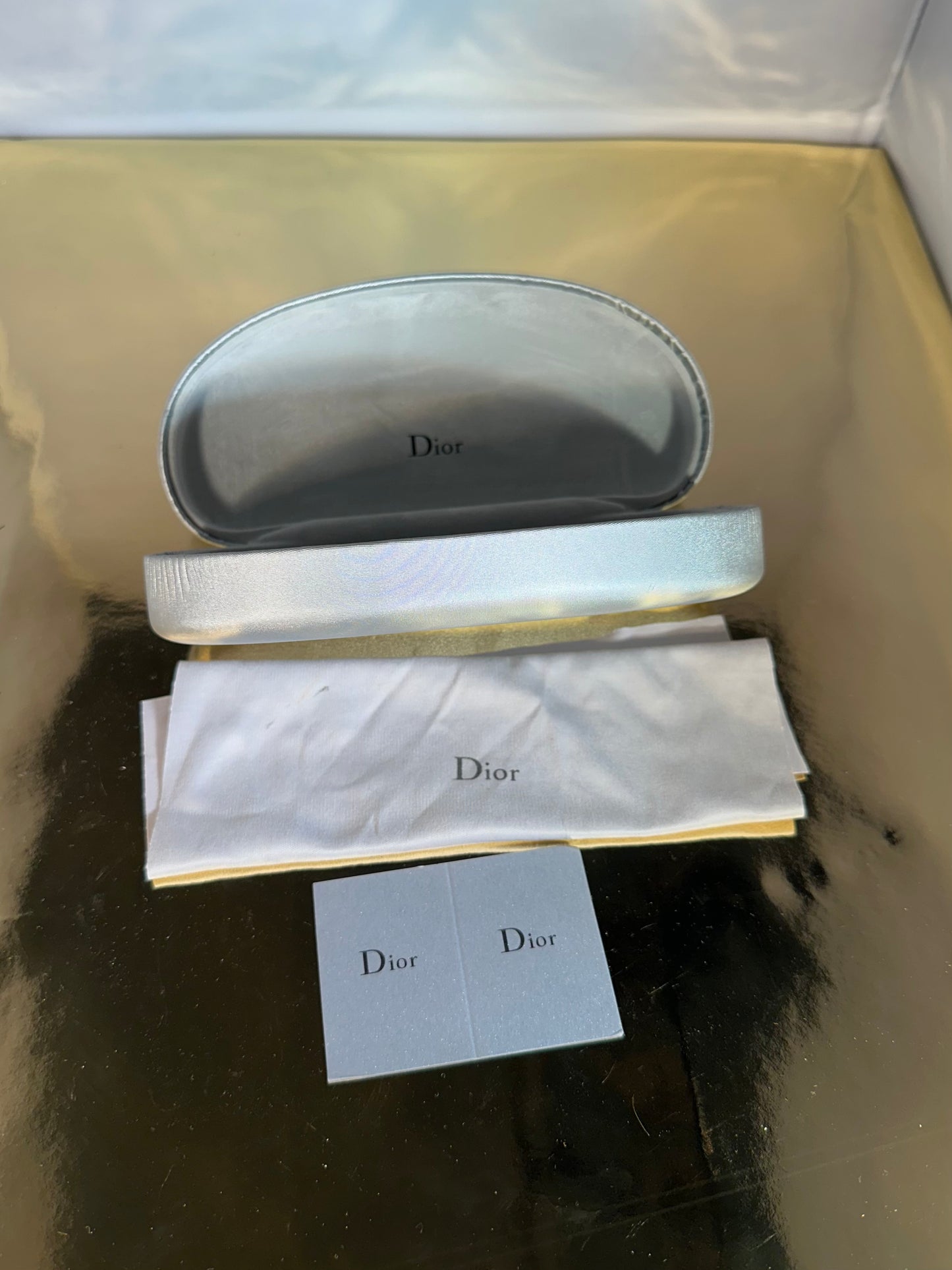 Zonnebril Dior– zwart montuur met strass
