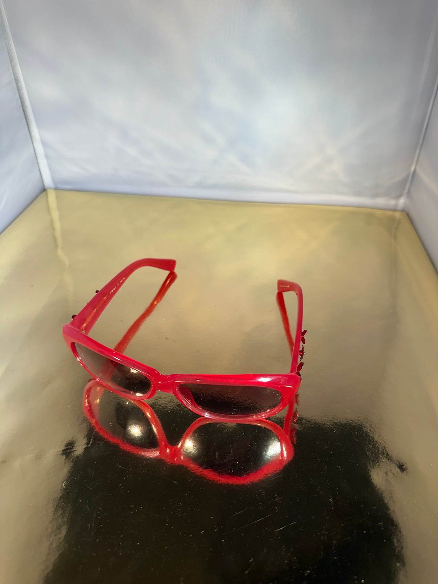 Zonnebril Louis Vuitton Fleur de Monogram rood