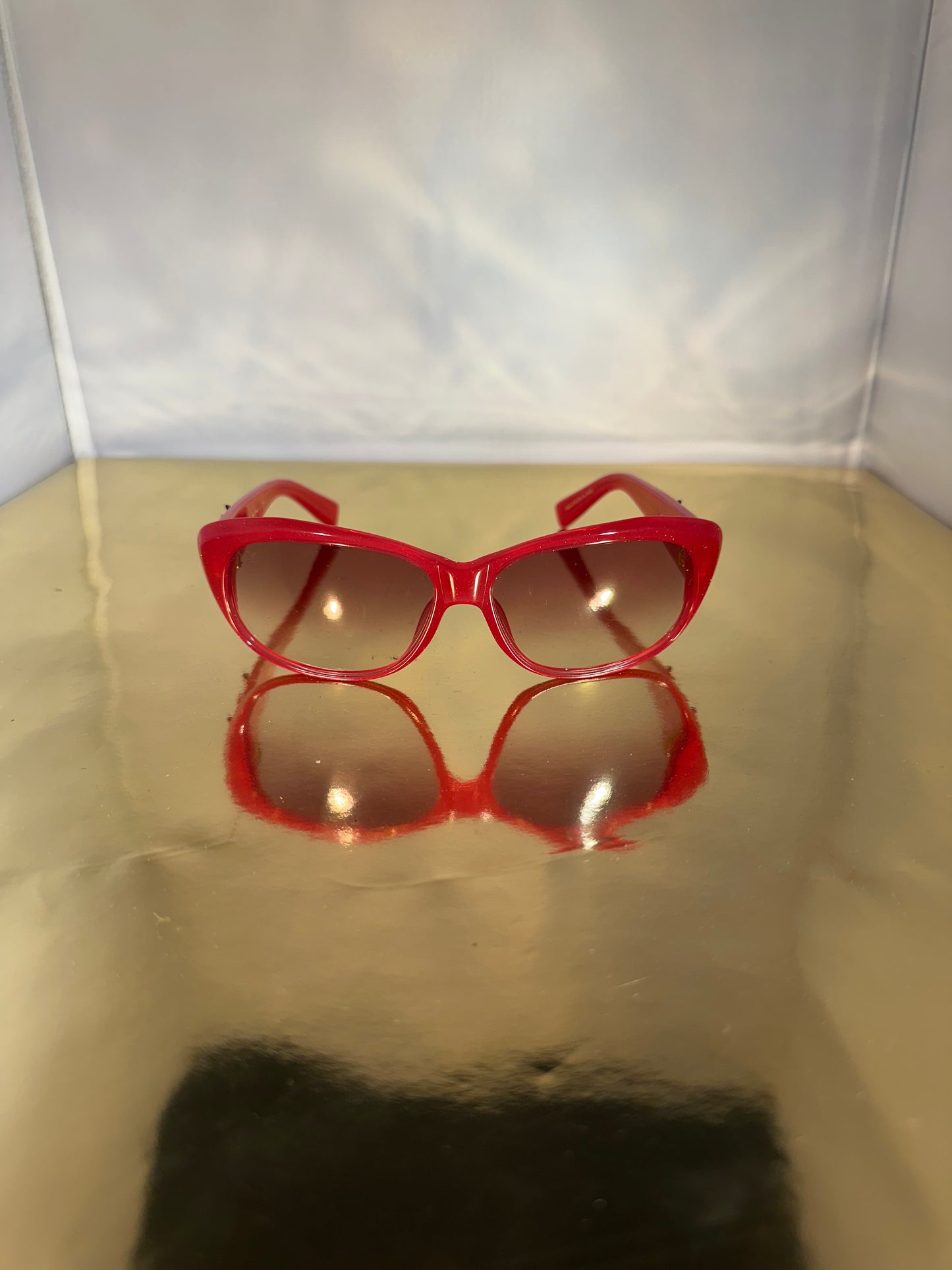Zonnebril Louis Vuitton Fleur de Monogram rood
