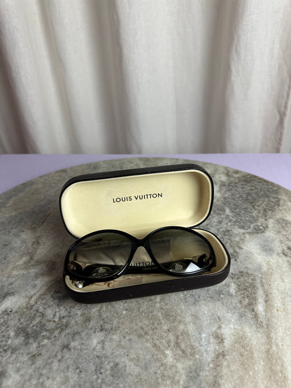 Zonnebril Louis Vuitton zwart - Iris PM