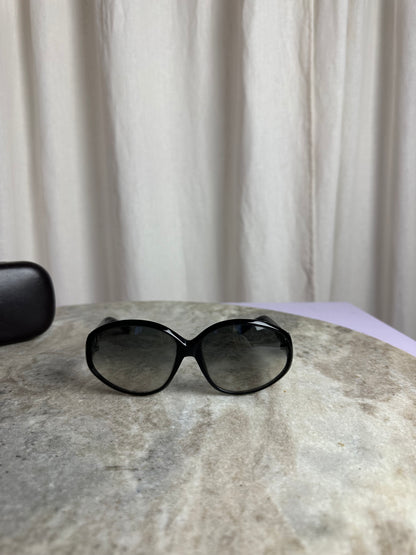 Zonnebril Louis Vuitton zwart - Iris PM