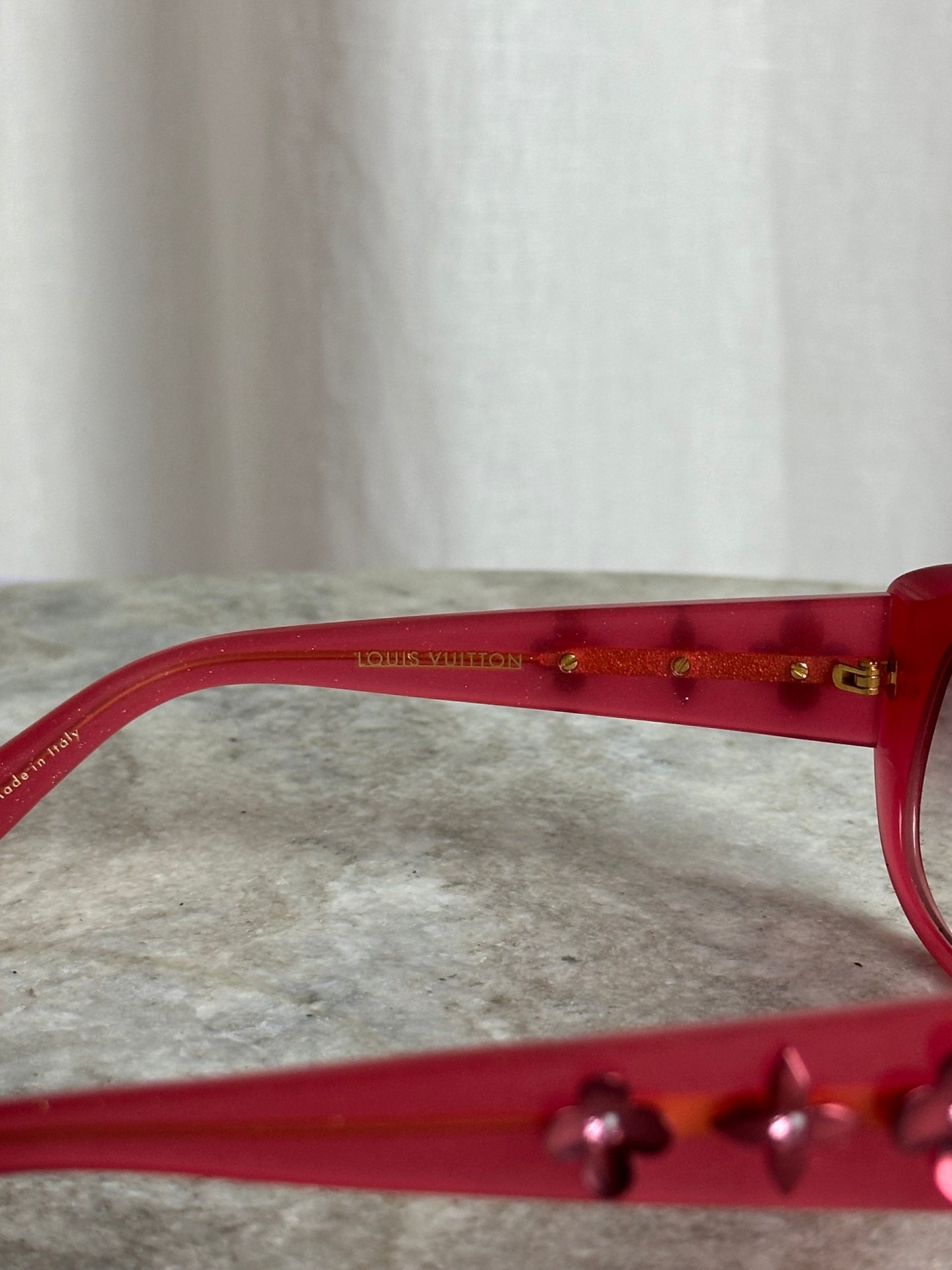 Zonnebril Louis Vuitton Fleur de Monogram rood